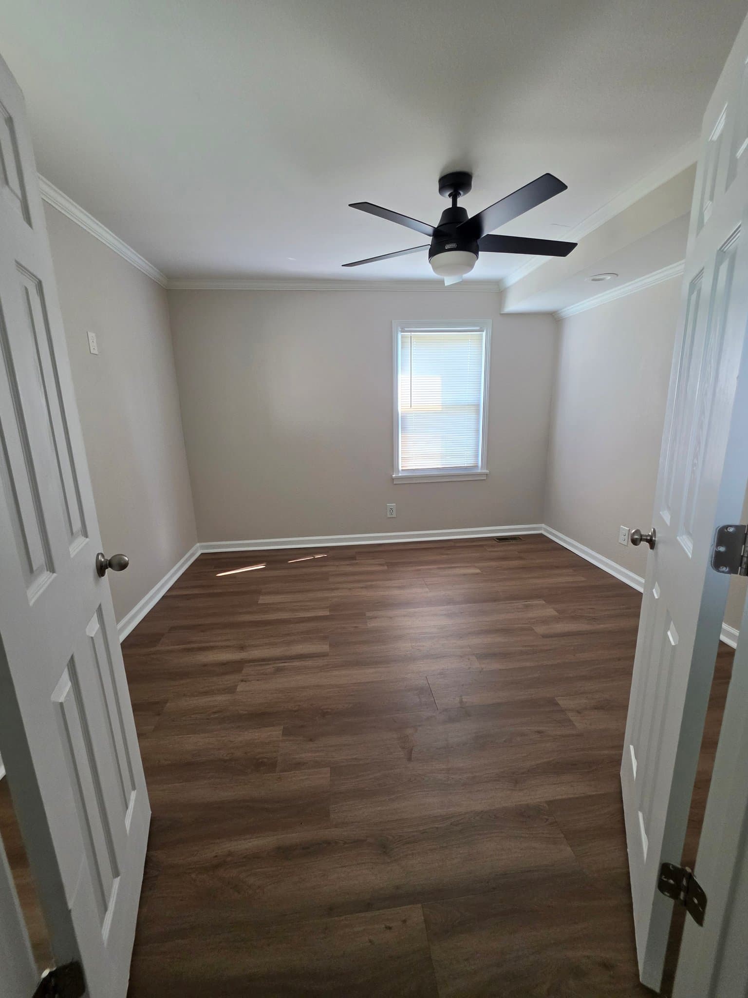 Louisville House: 4007 Glenhurst Ave