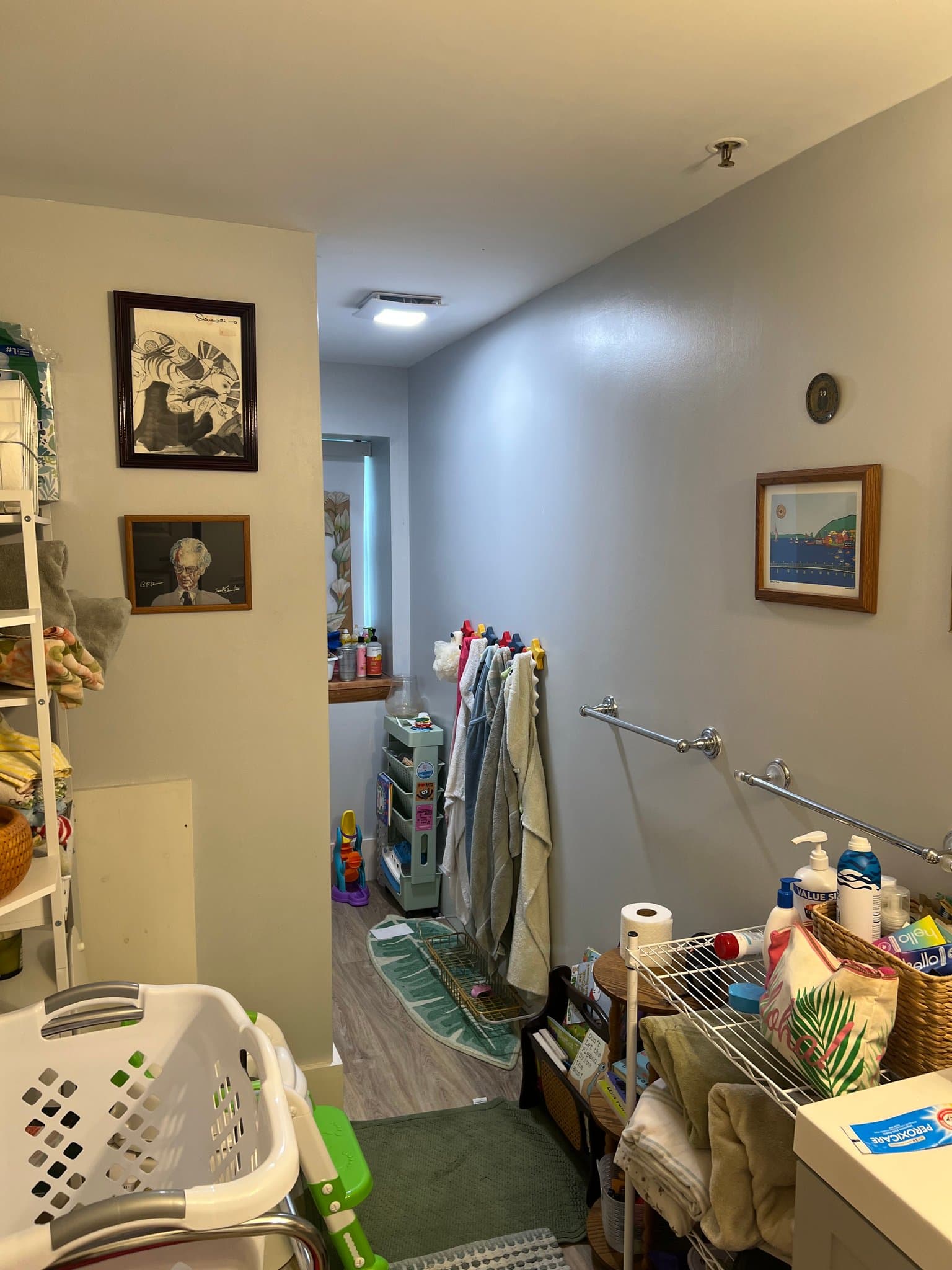 Searsport Apartment: 27 Mount Ephraim Rd