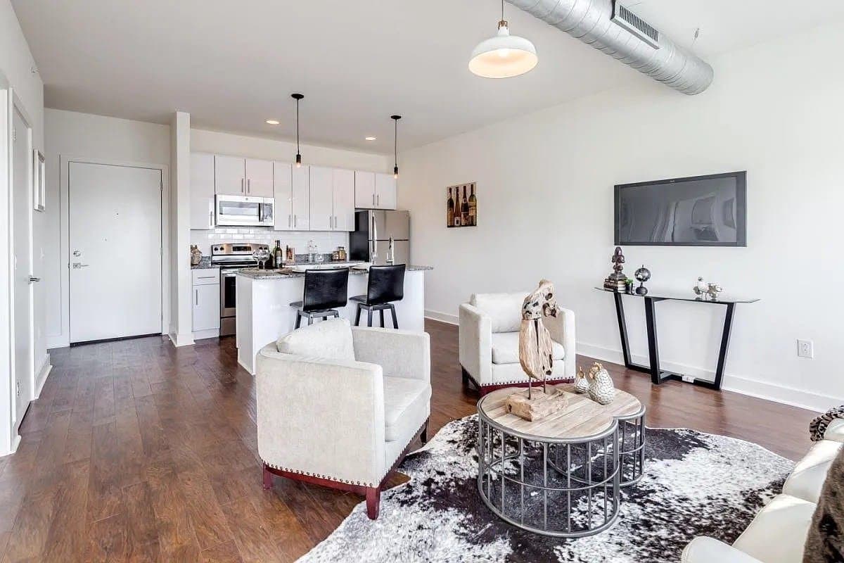 PHILADELPHIA Apartment: 2617-19 W GIRARD AVE
