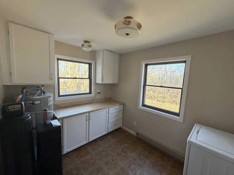 Burr Oak House: 31570 Steinke Landing