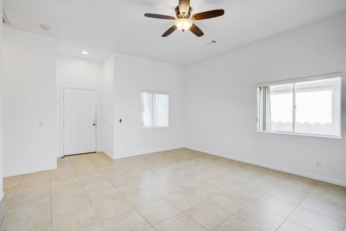 Bermuda Dunes Multiplex: 79821 Ave 42, Bermuda Dunes, CA 92203