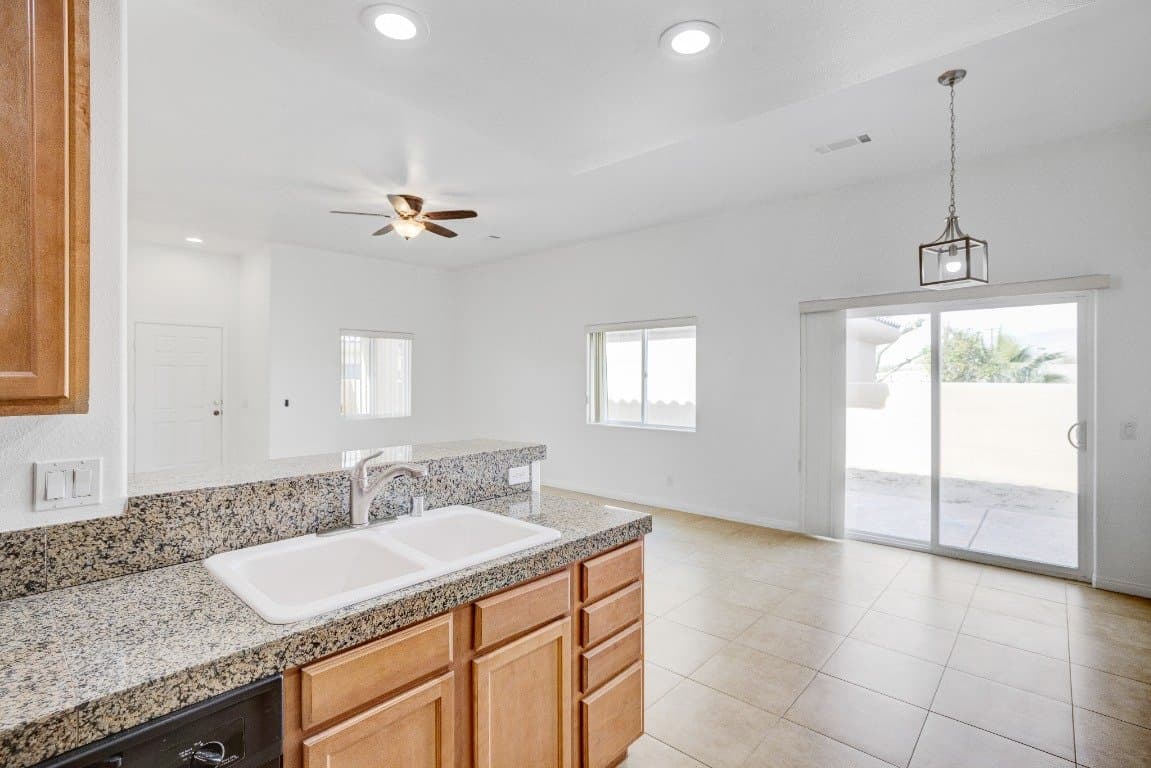 Bermuda Dunes Multiplex: 79821 Ave 42, Bermuda Dunes, CA 92203