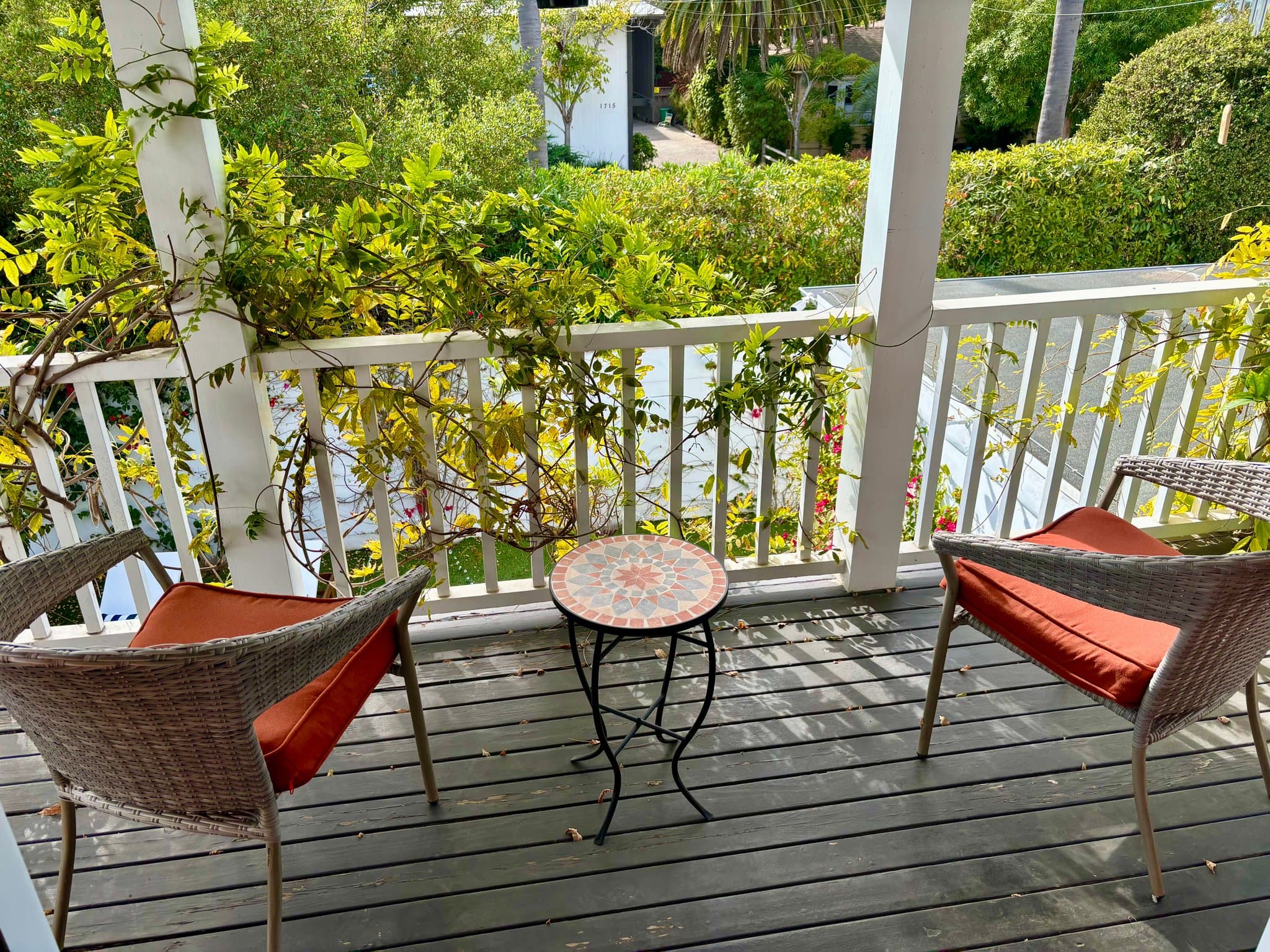 Santa Barbara House: 1712 Anacapa St