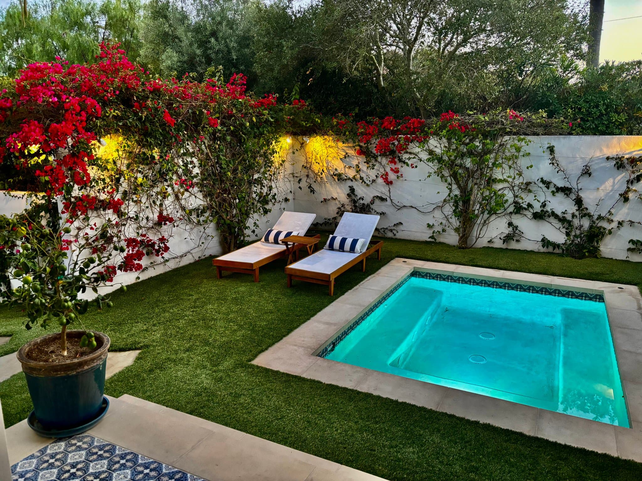 Santa Barbara House: 1712 Anacapa St