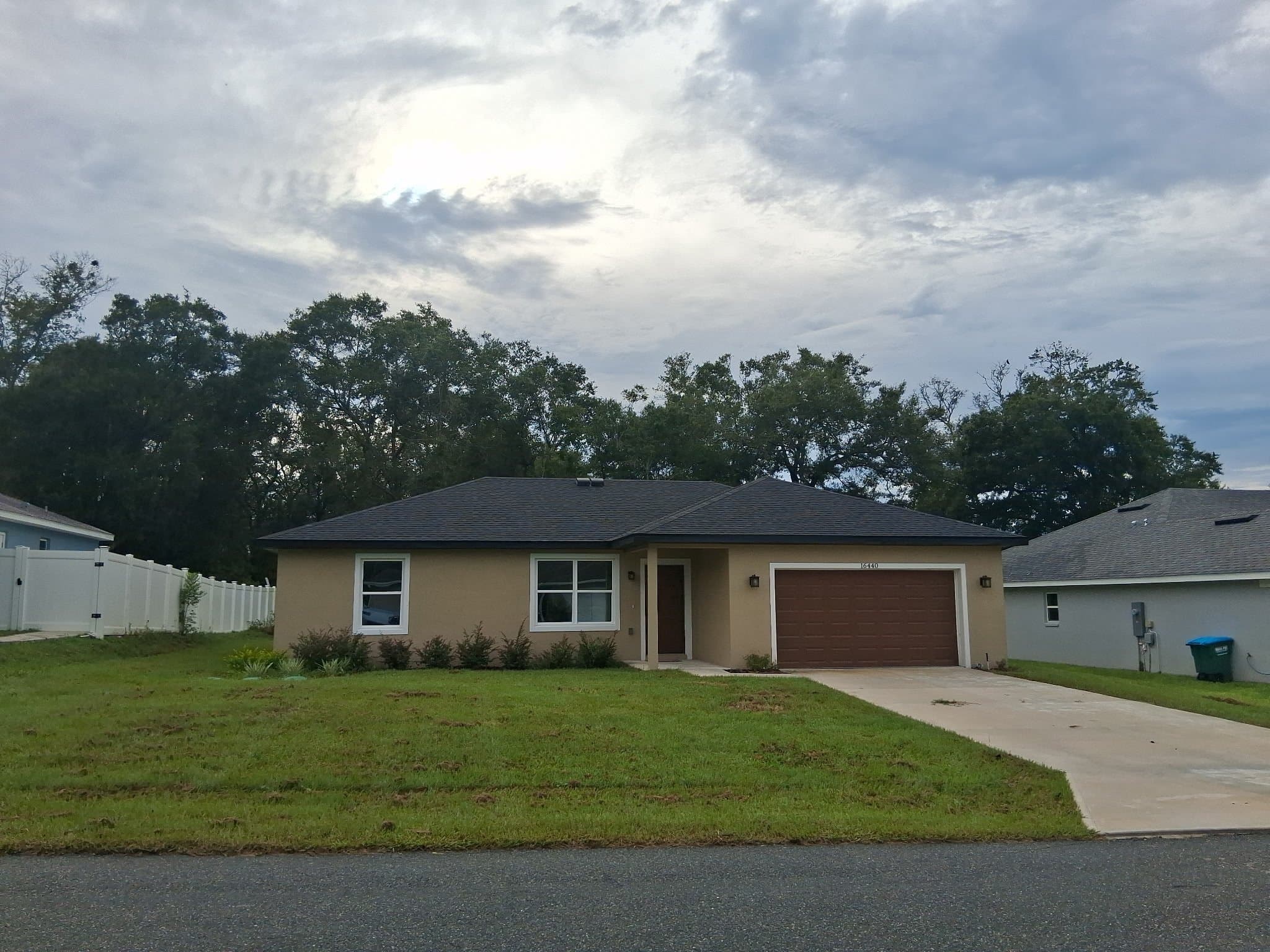 Belleview House: 12345 SE 99th Ave
