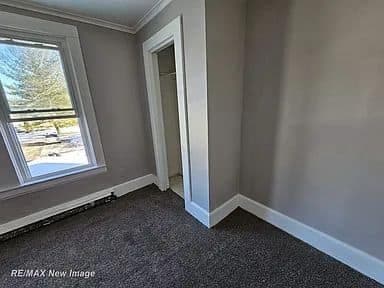 Saginaw House: 505 Yale St