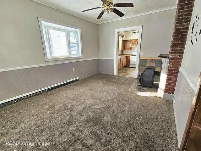 Saginaw House: 505 Yale St