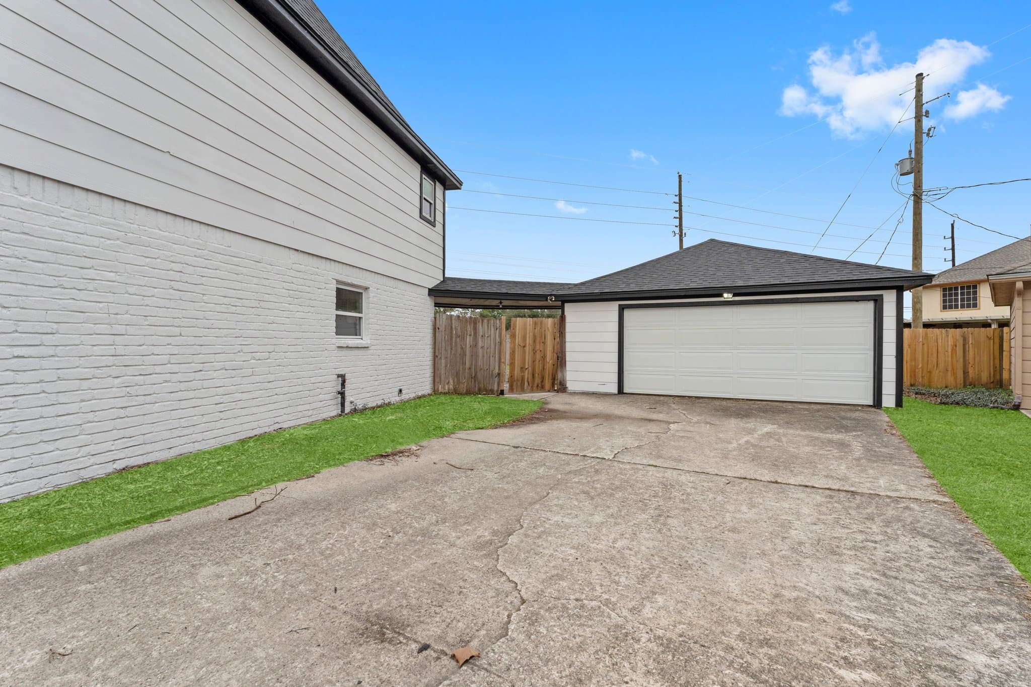 Houston House: 12302 Gaylawood Drive