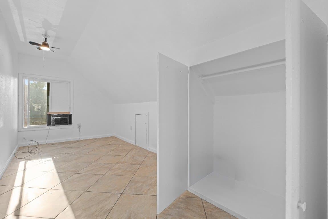 Modesto Apartment: 1323 Monterey Ave, Modesto, CA 95354