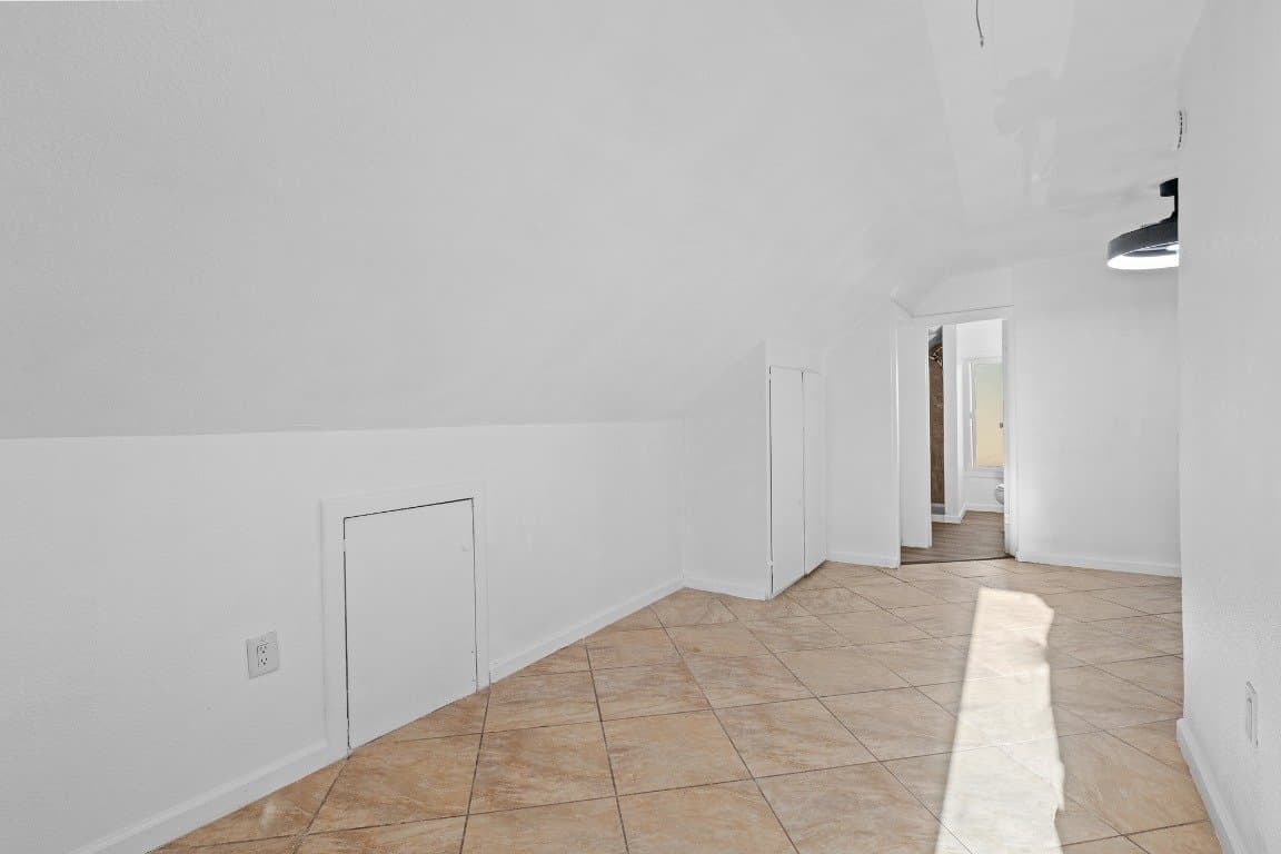 Modesto Apartment: 1323 Monterey Ave, Modesto, CA 95354