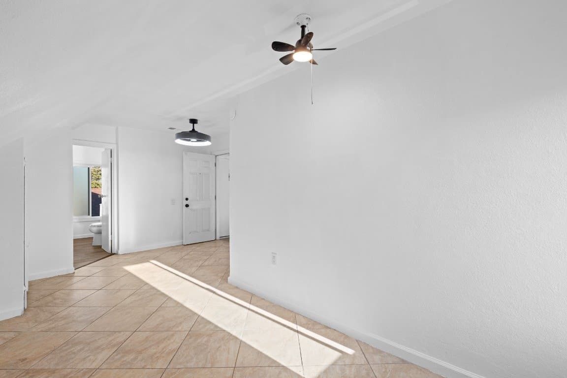 Modesto Apartment: 1323 Monterey Ave, Modesto, CA 95354