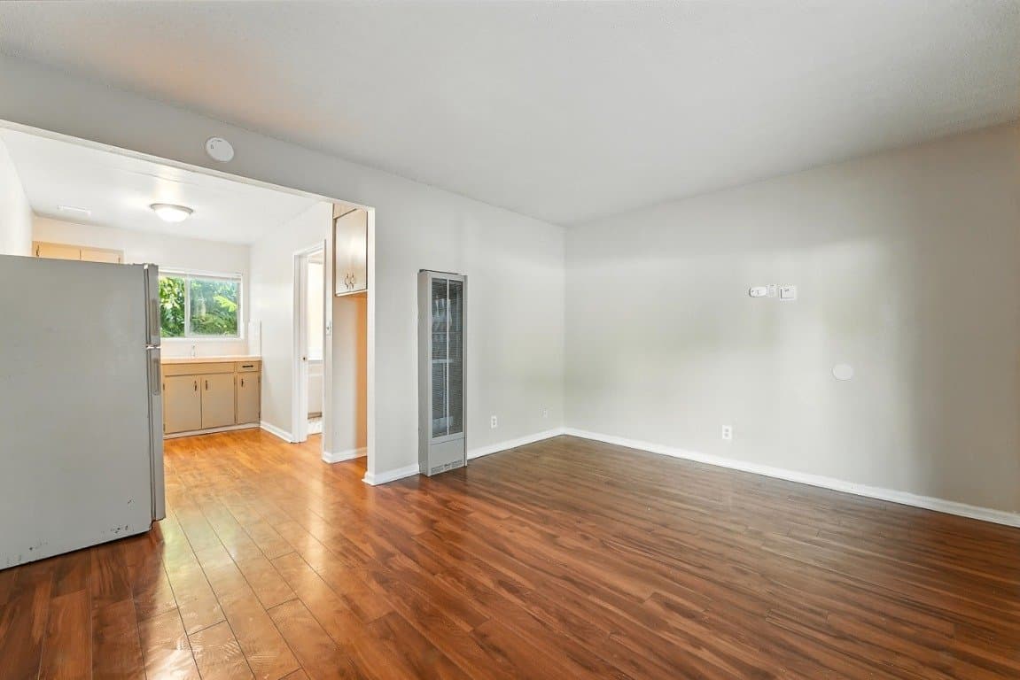 Merced Apartment: 132 W 18th St, Merced, CA 95340