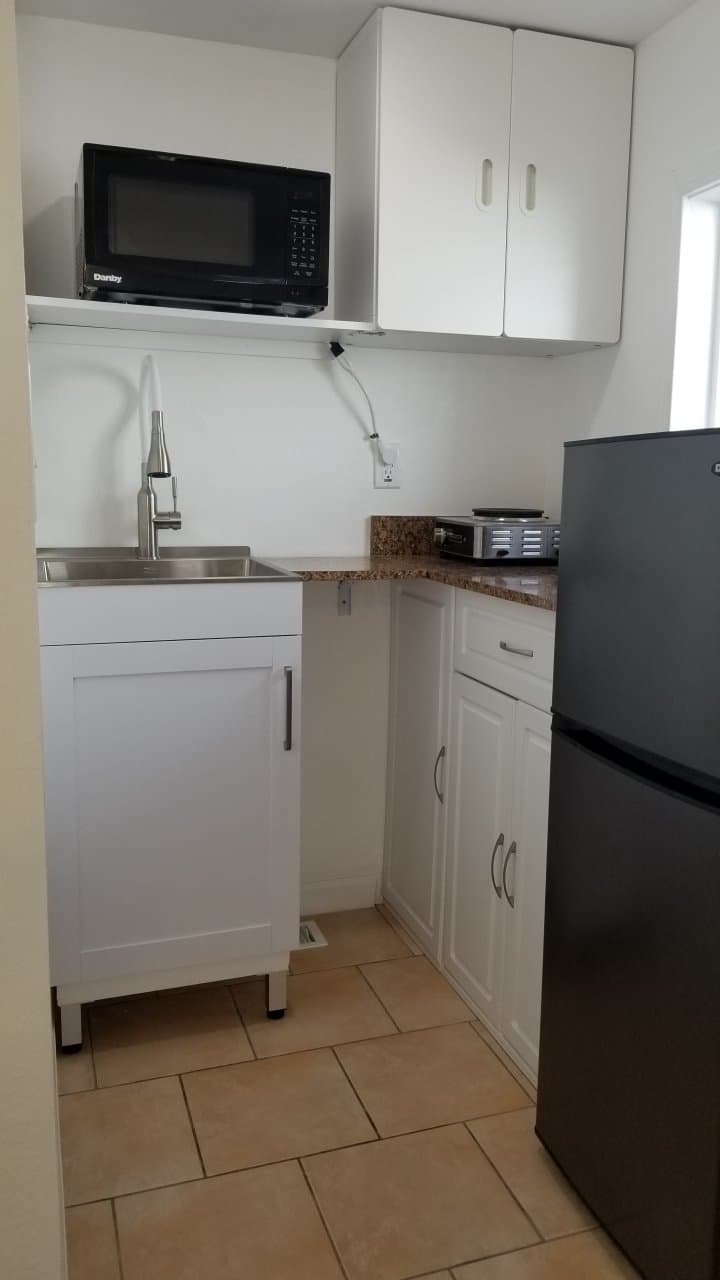 Vallejo Apartment: 142 Goldenrod St