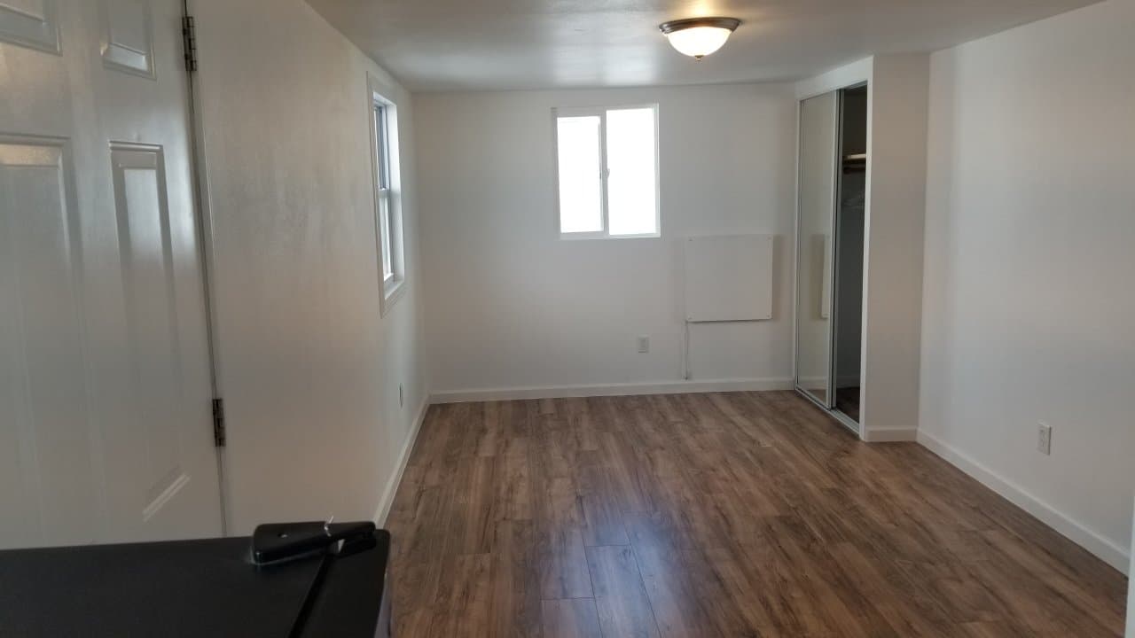Vallejo Apartment: 142 Goldenrod St