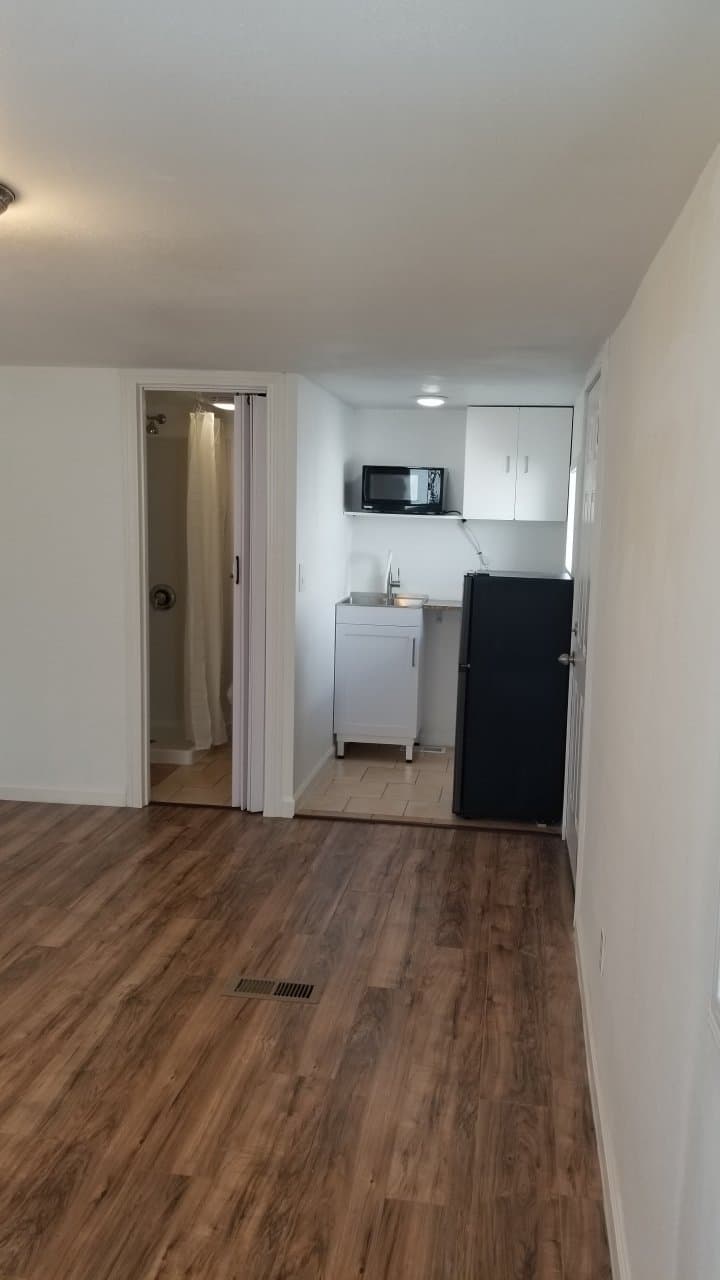 Vallejo Apartment: 142 Goldenrod St
