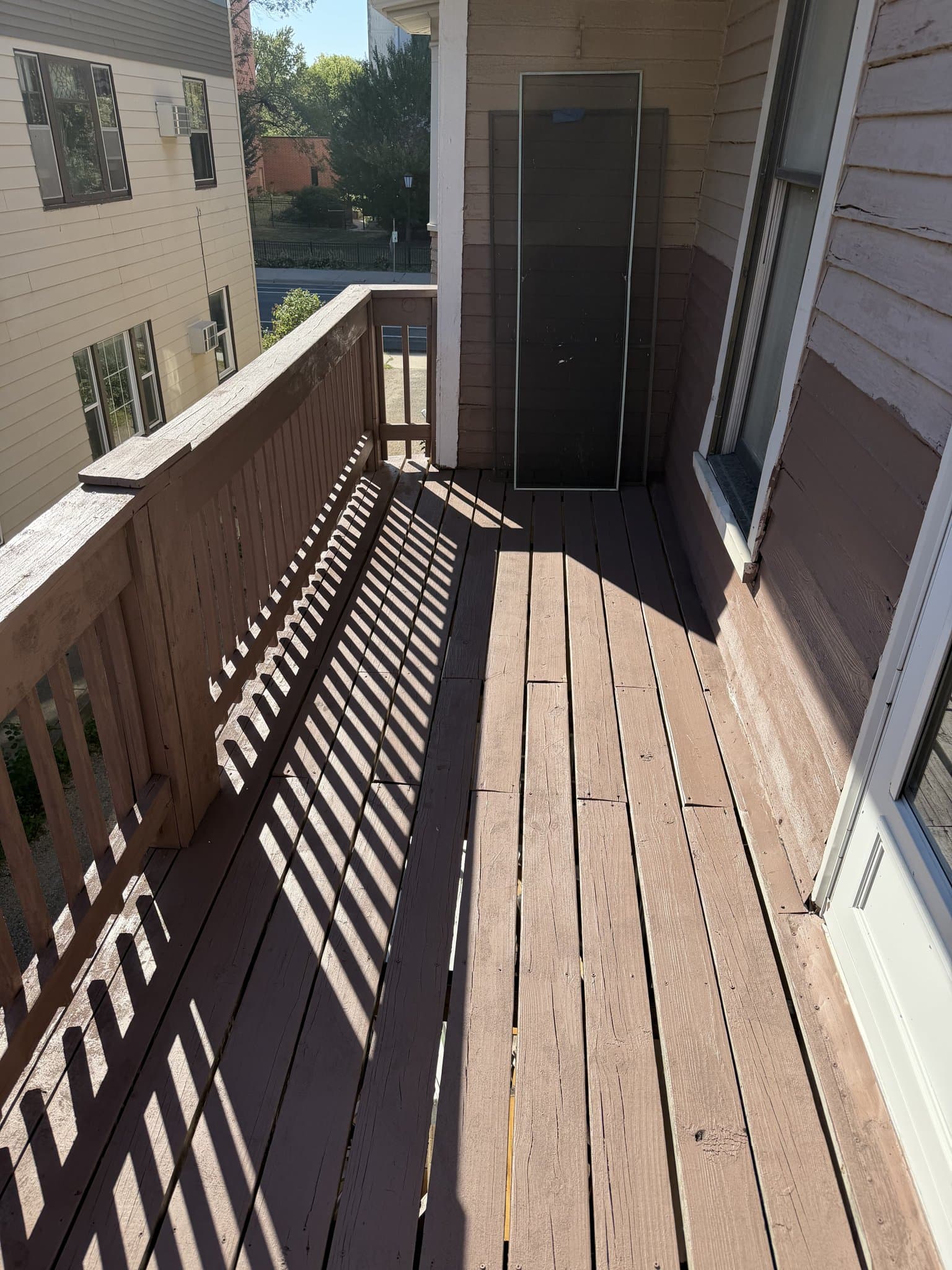 minneapolis Multiplex: 1517 11TH AVE S apt # 1