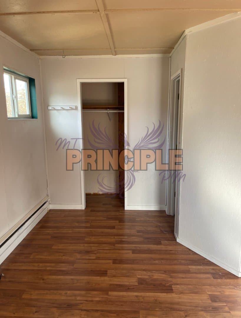 Anaconda Apartment: 715-719 W. 6th St