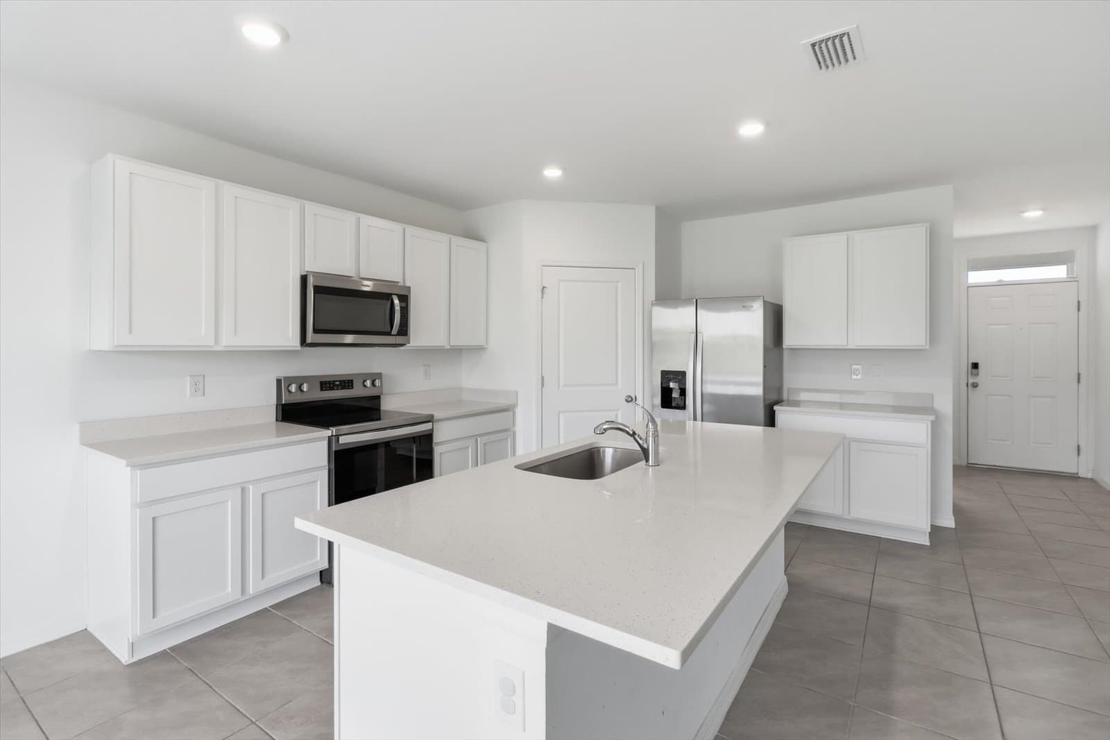 Dade City House: 35515 Mahwah Ave