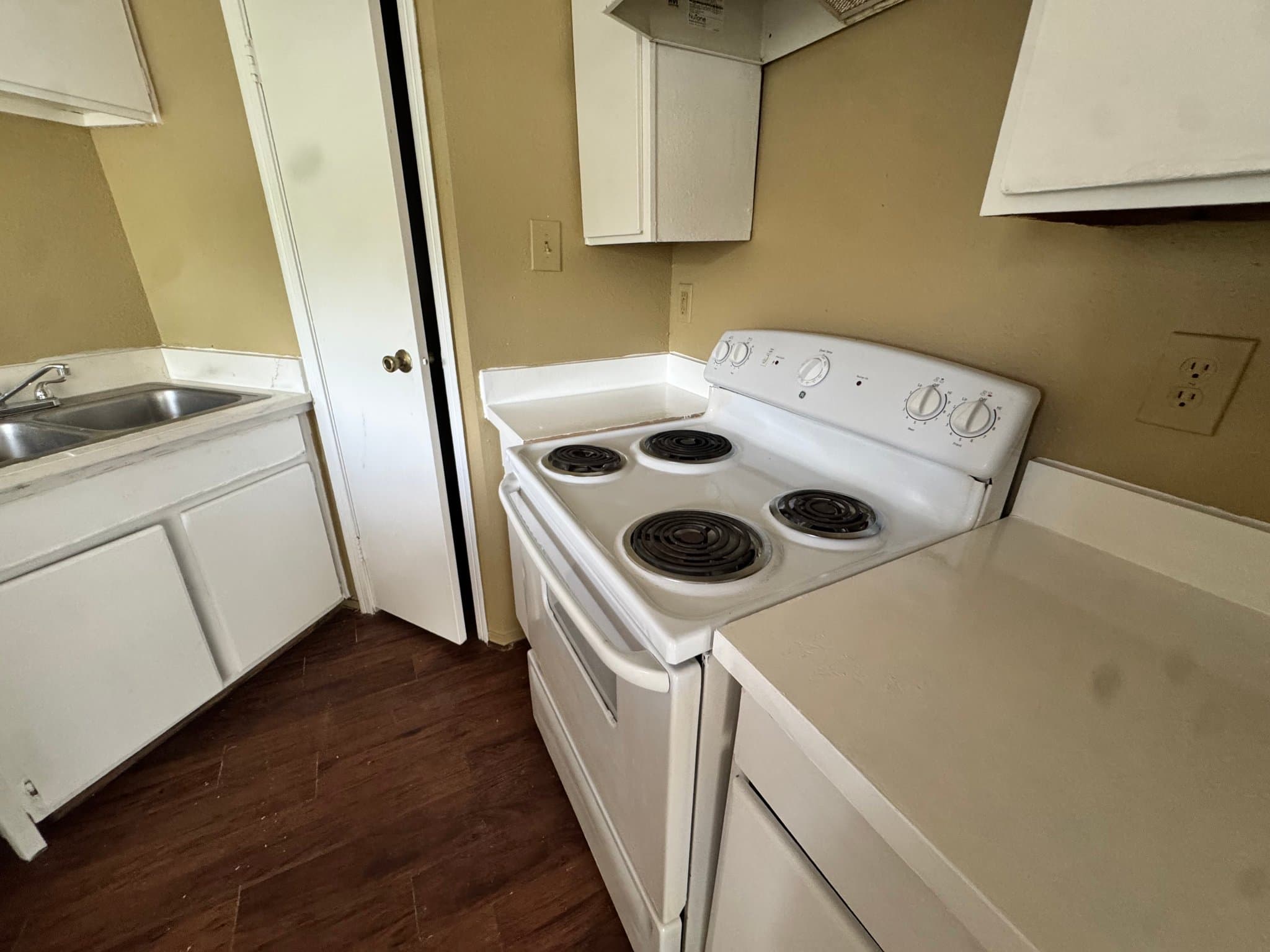 Houston Apartment: 7200 tc jester blvd