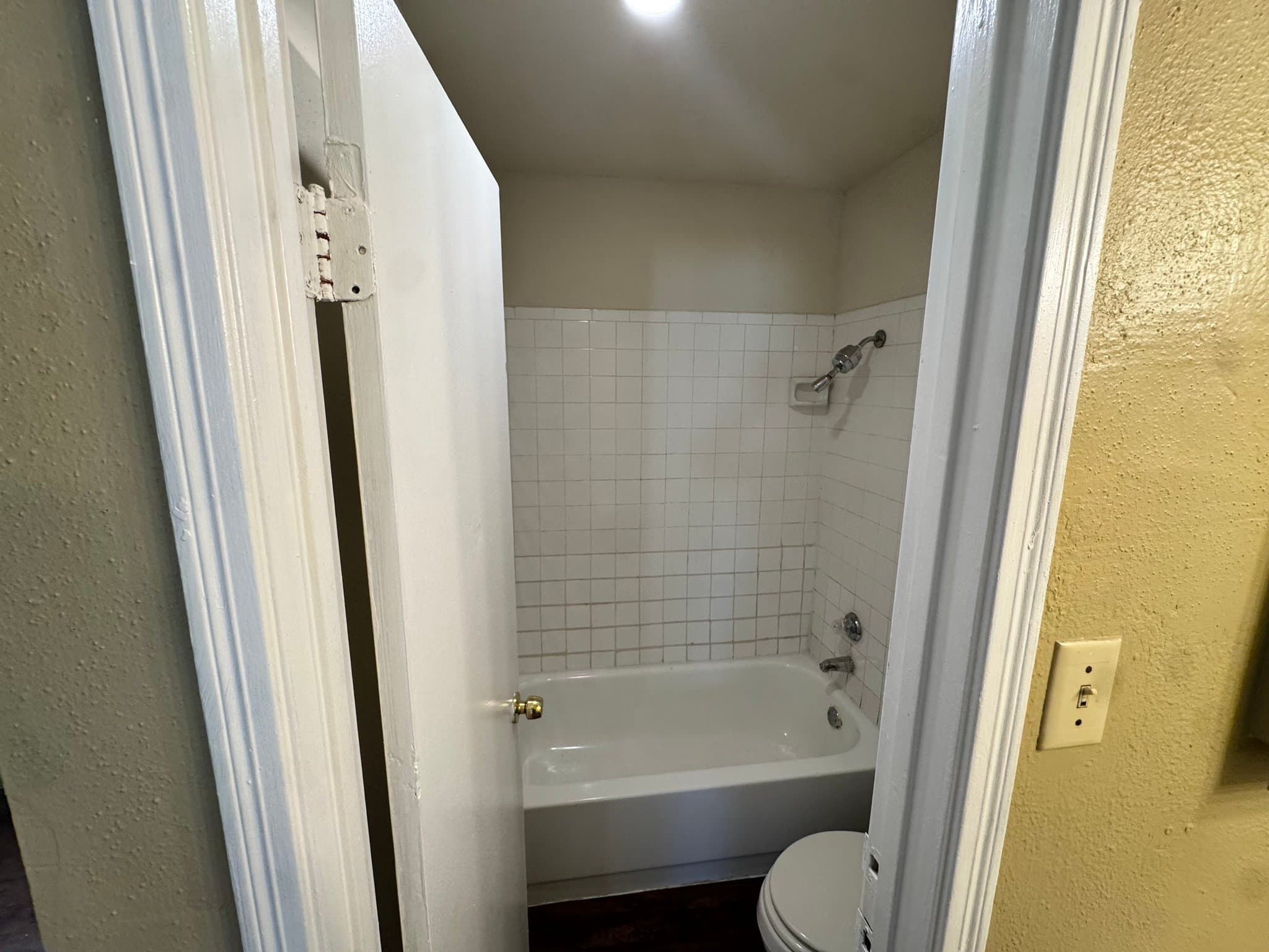 Houston Apartment: 7200 tc jester blvd