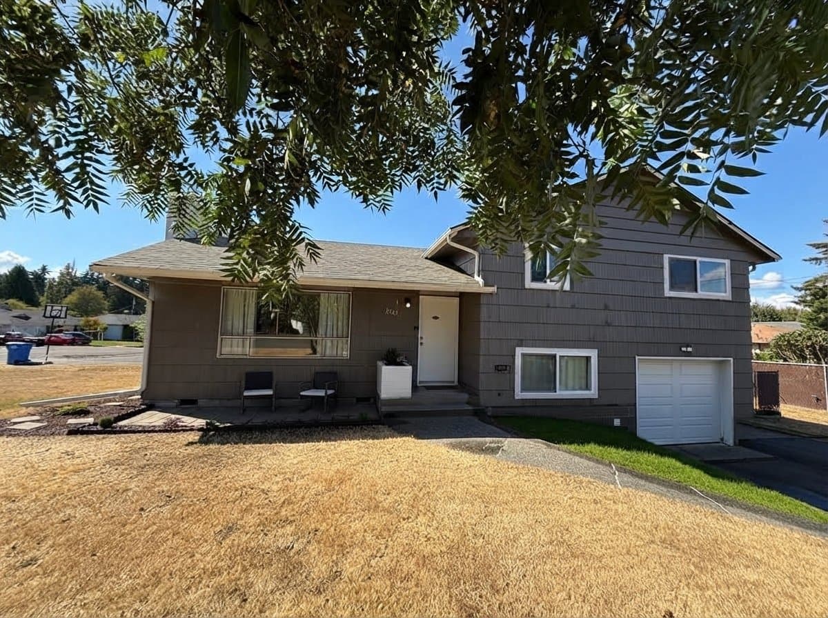 Lakewood House: 8505 94th St SW
