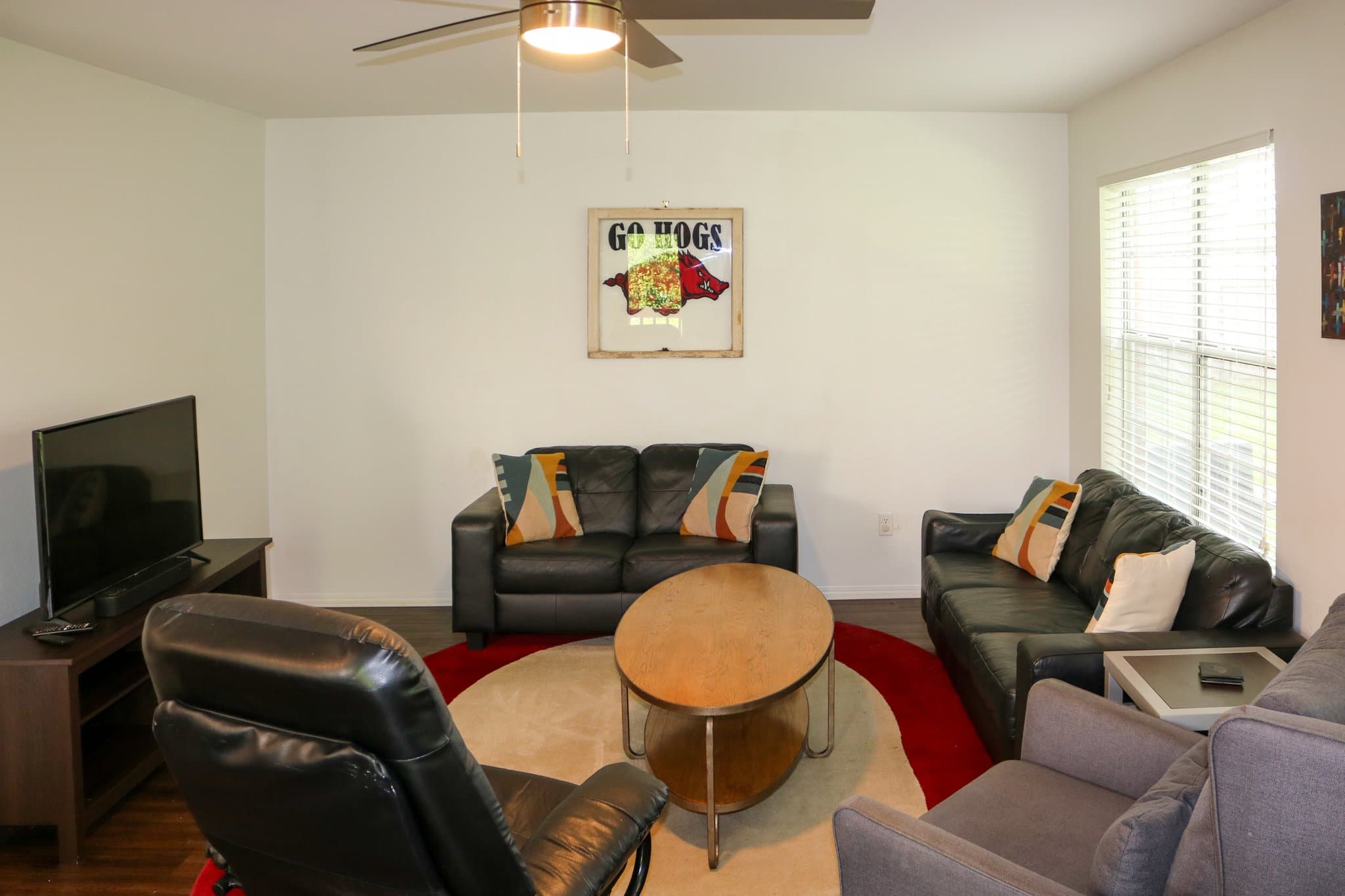 Fayetteville Townhome: 594 W Moan Pl