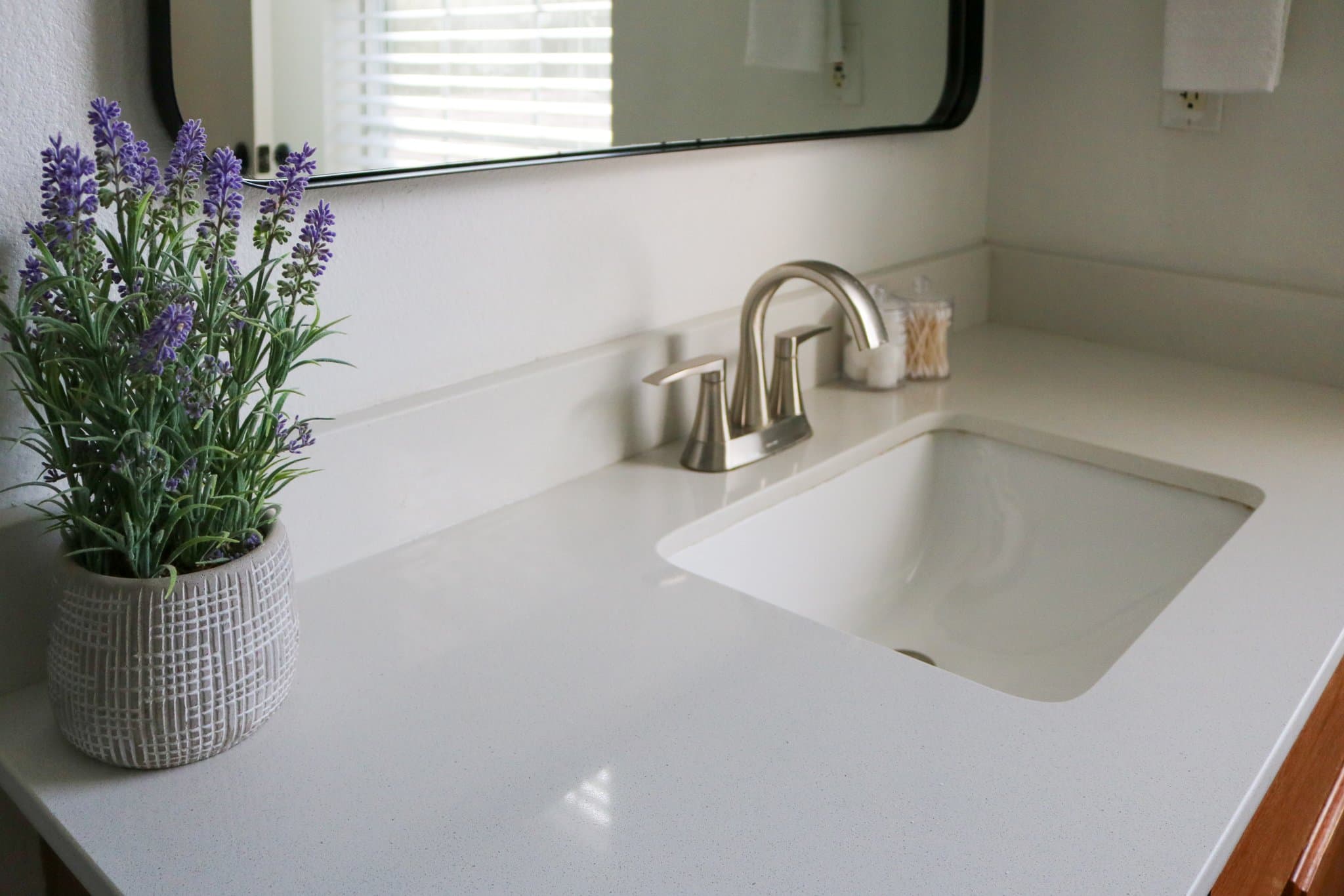 Fayetteville Townhome: 594 W Moan Pl