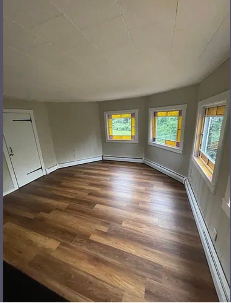 Barre Multiplex: 133 Summer St