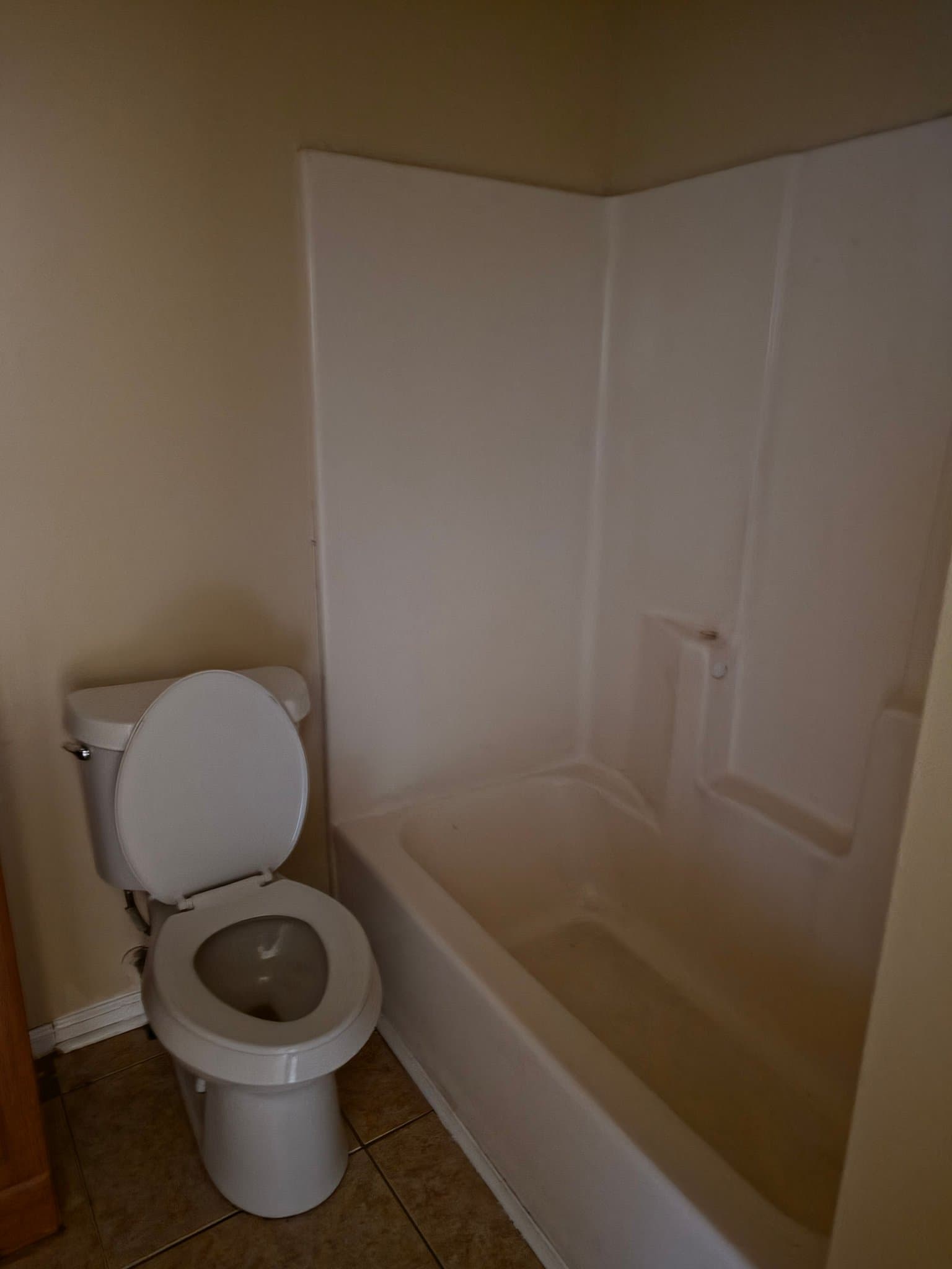 Riverdale Townhome: 795 Boston Commons