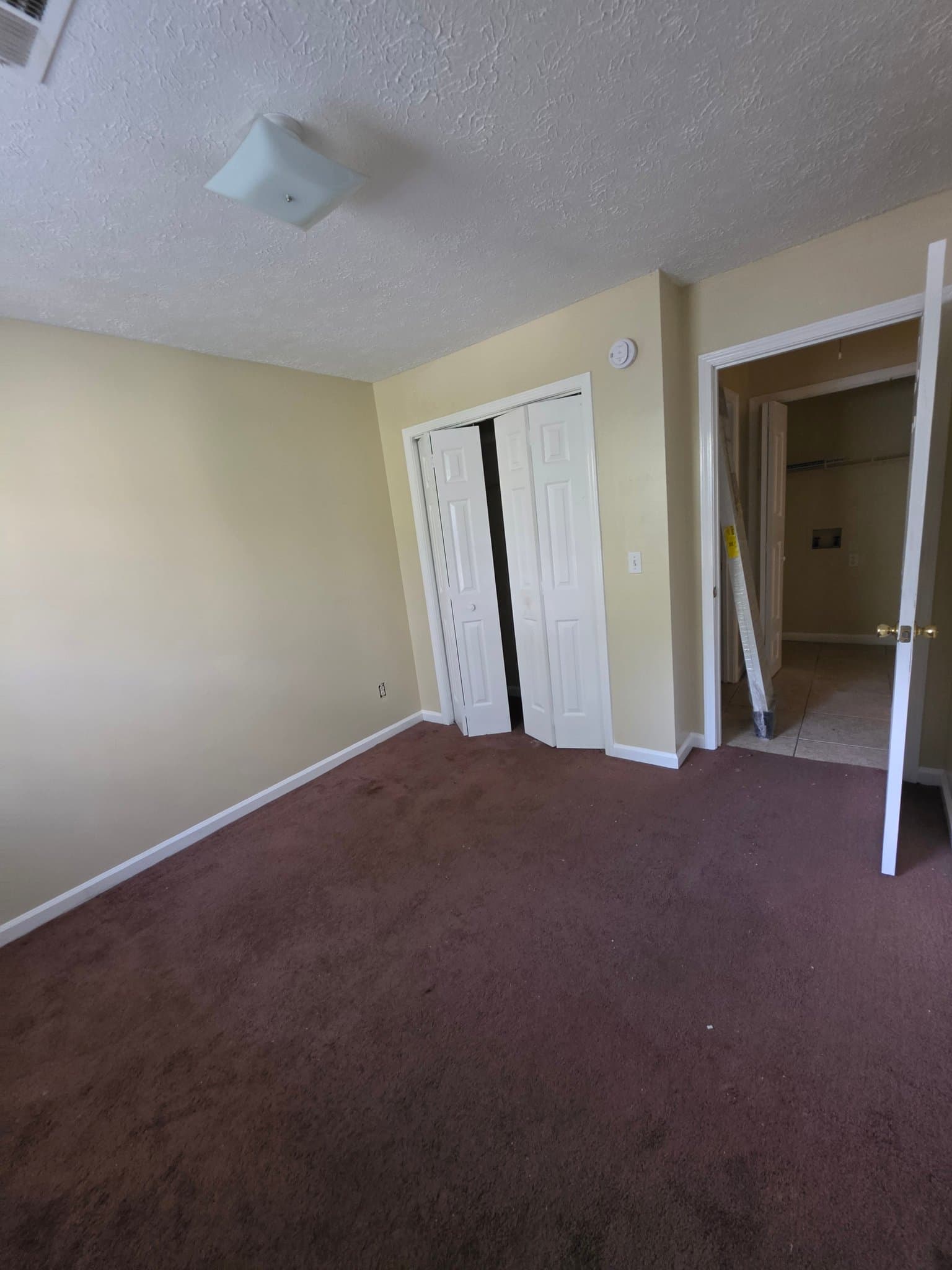 Riverdale Townhome: 795 Boston Commons