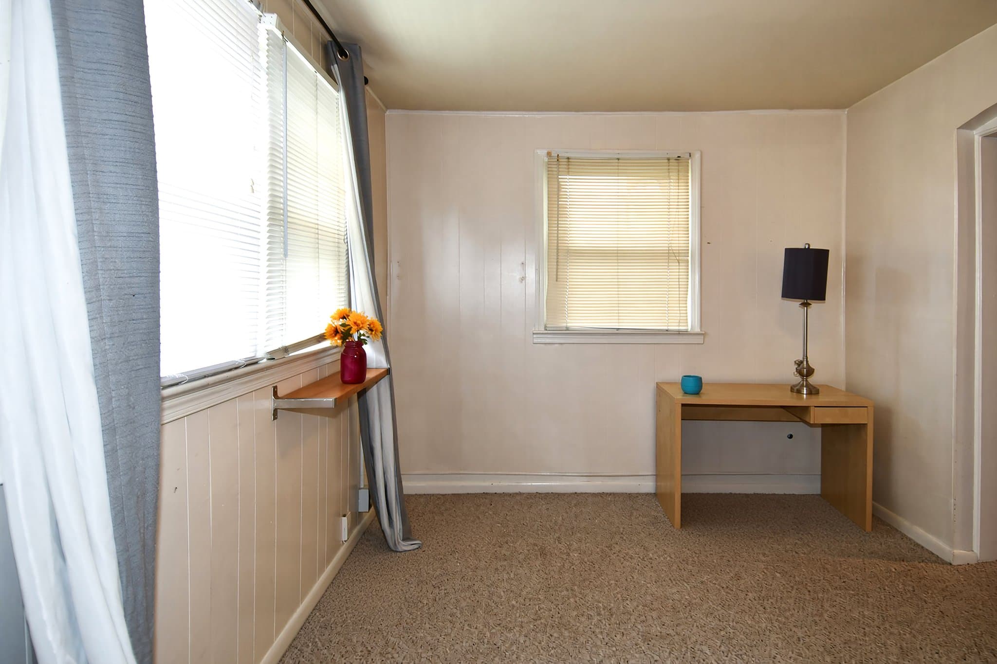 Washington Townhome: 4210 10th Street NE
