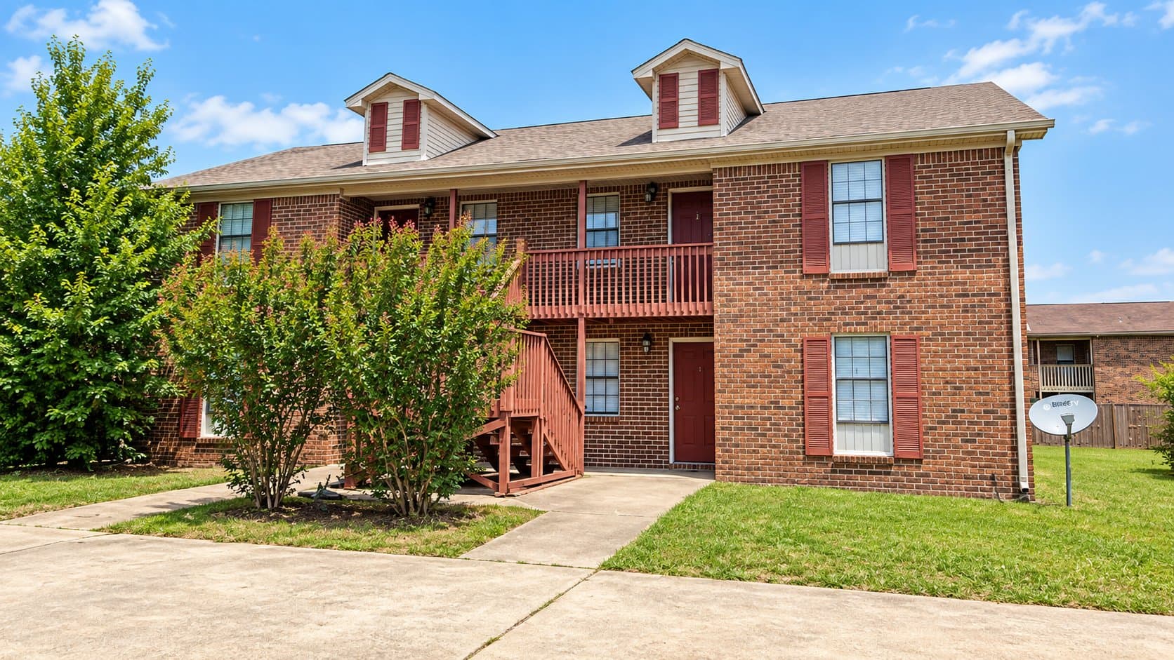Decatur House: 1814 Glenn St SW,