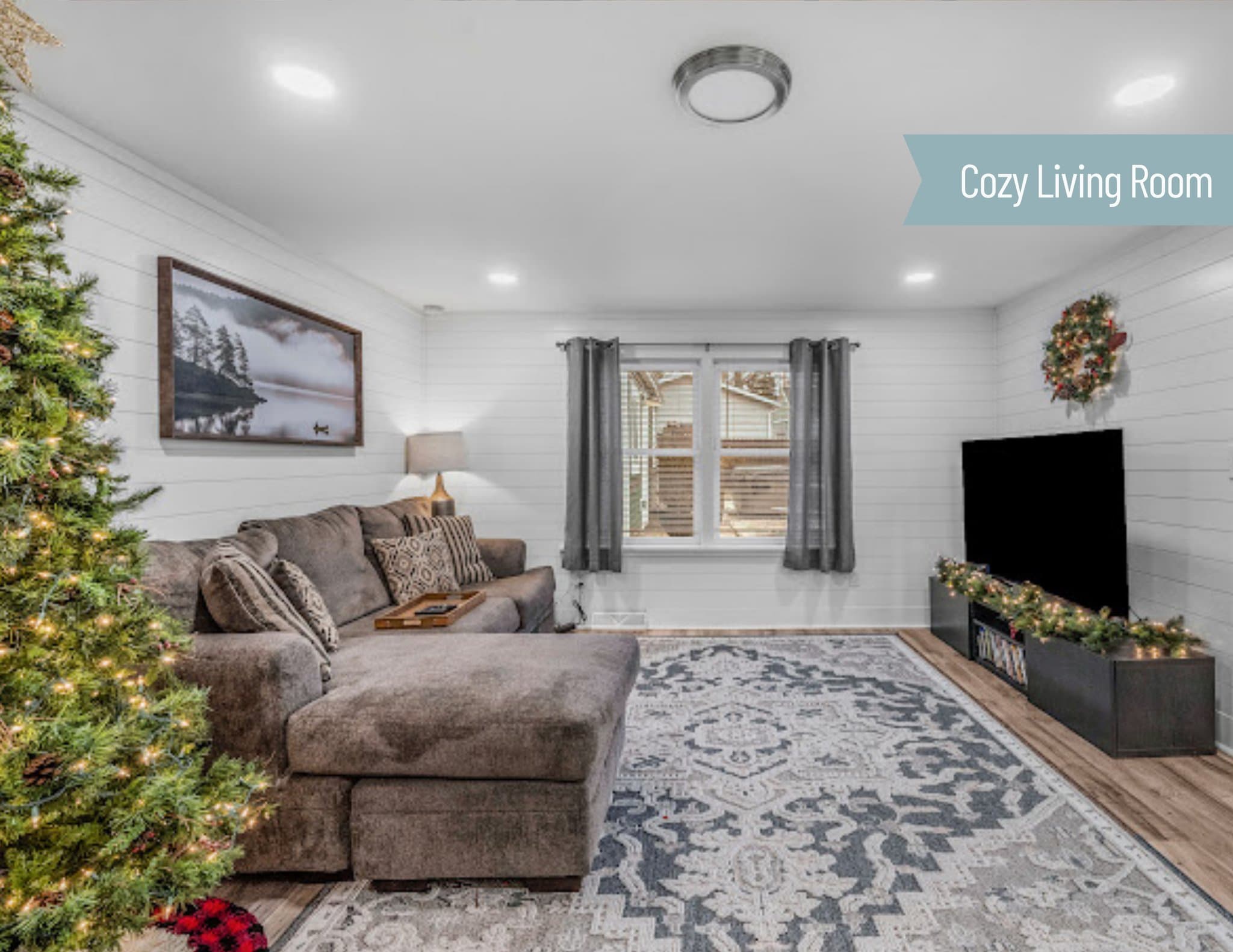 Spring Lake House: 16837 Ferry St
