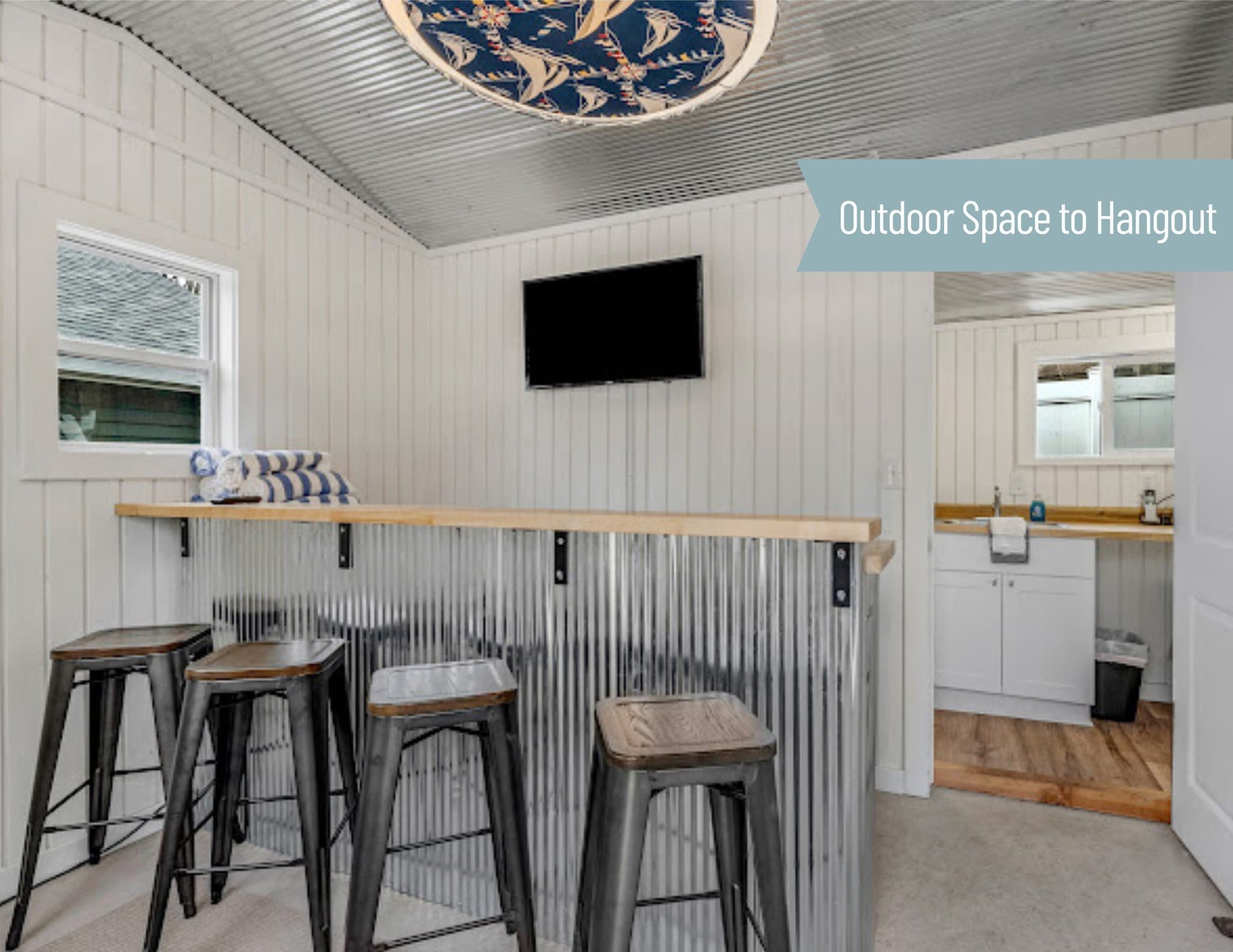 Spring Lake House: 16837 Ferry St