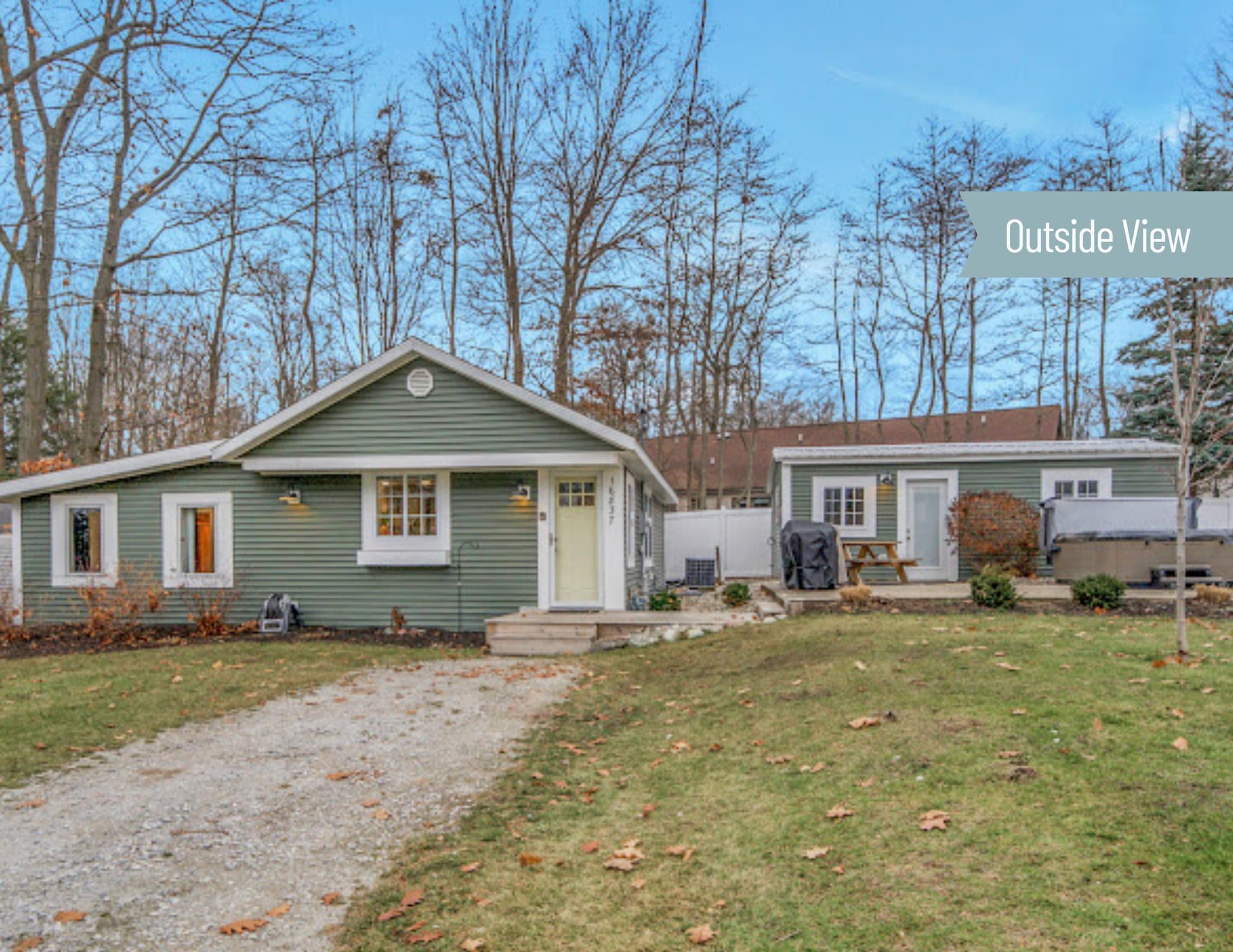 Spring Lake House: 16837 Ferry St