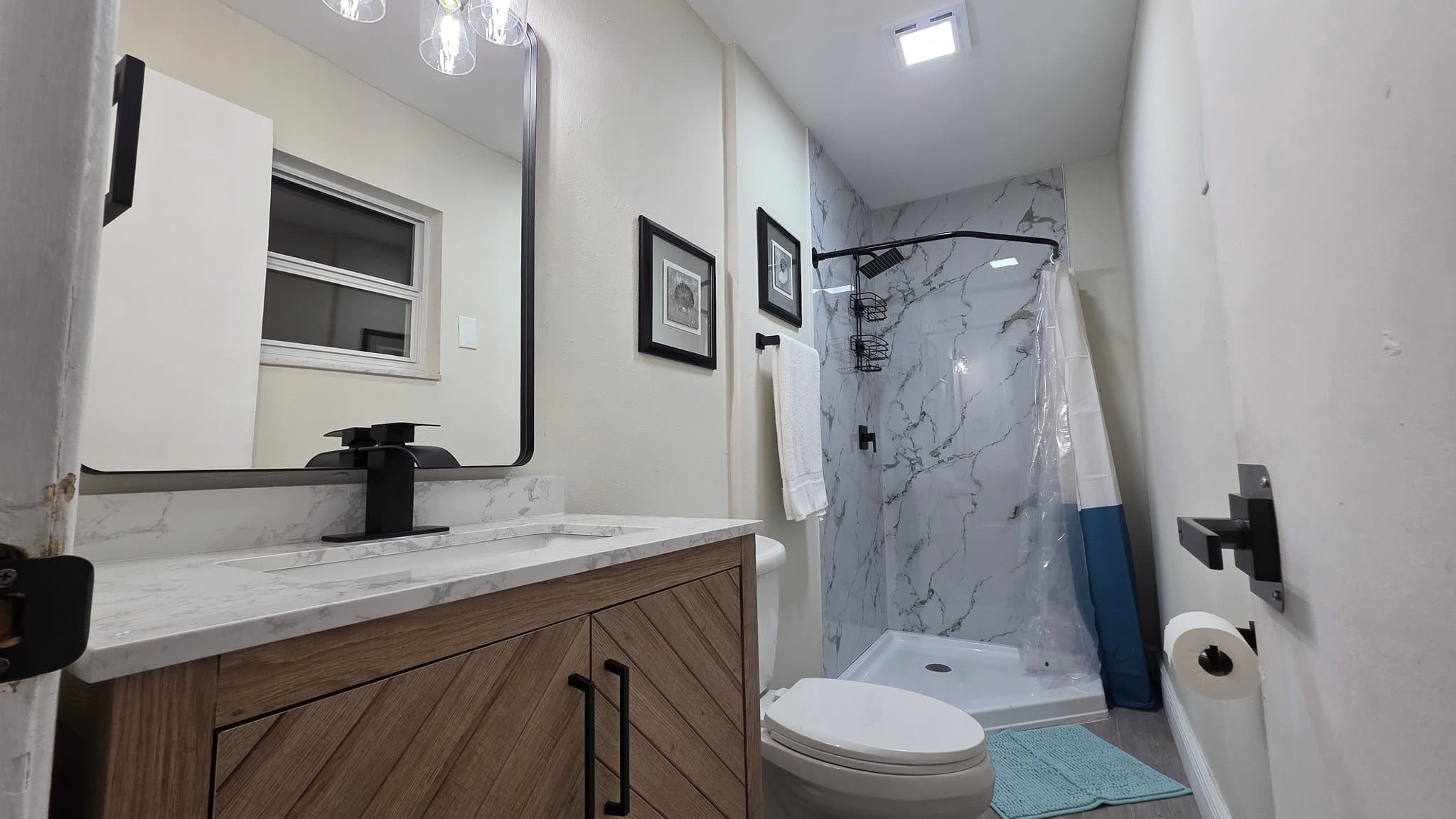 Orlando Single Room: 1343 Poppy Ave.