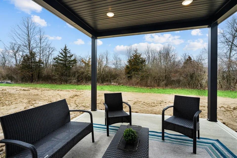 Fairfield Township House: 5669 White pine Lane