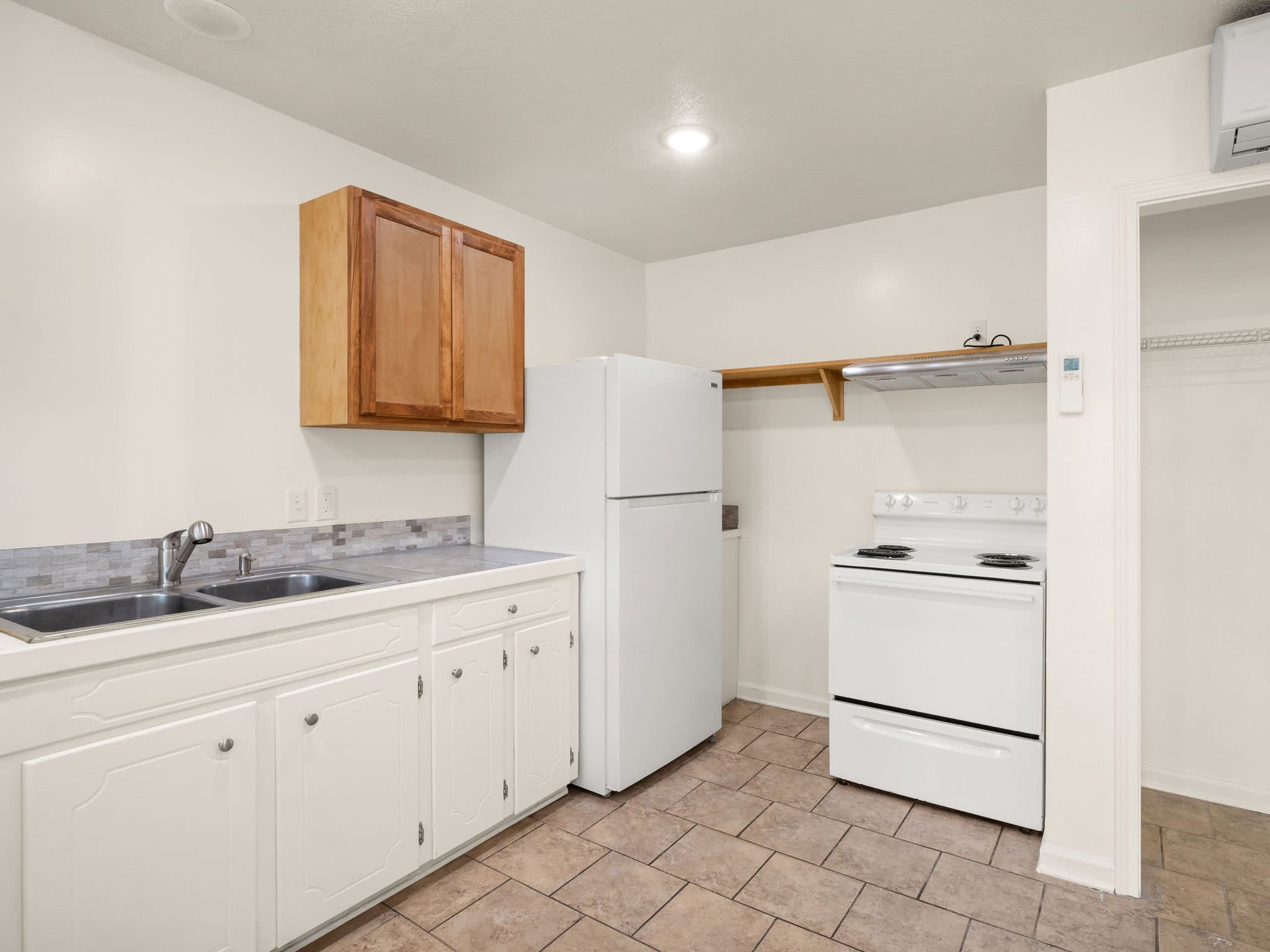 Lake Charles Apartment: 3322 Kingham St