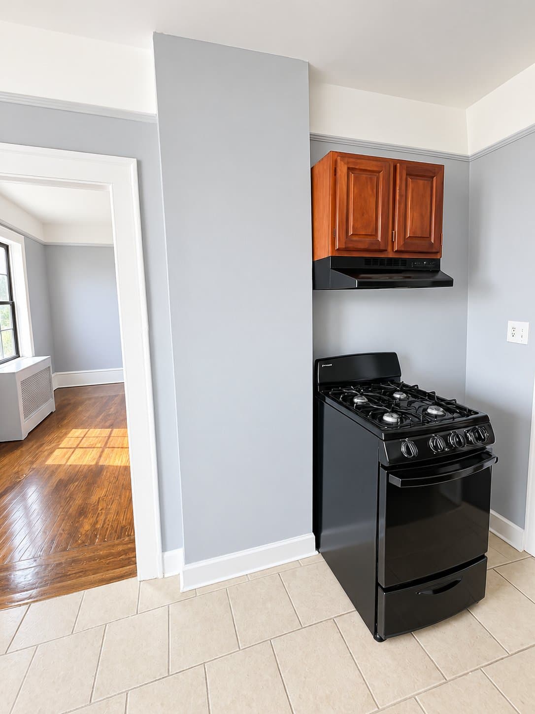 East Orange Apartment: 25 N Harrison