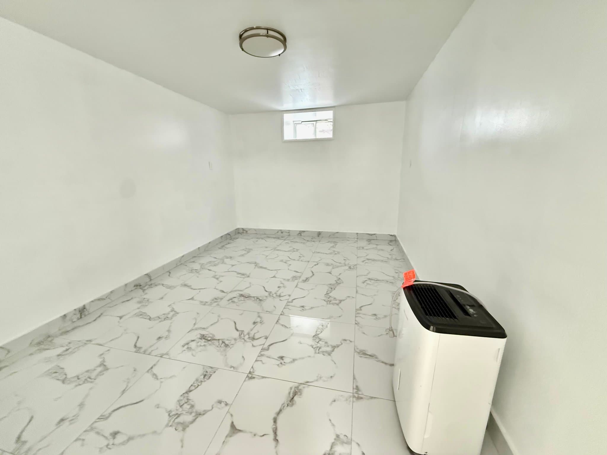 College point Townhome: 13-11 123rd Street