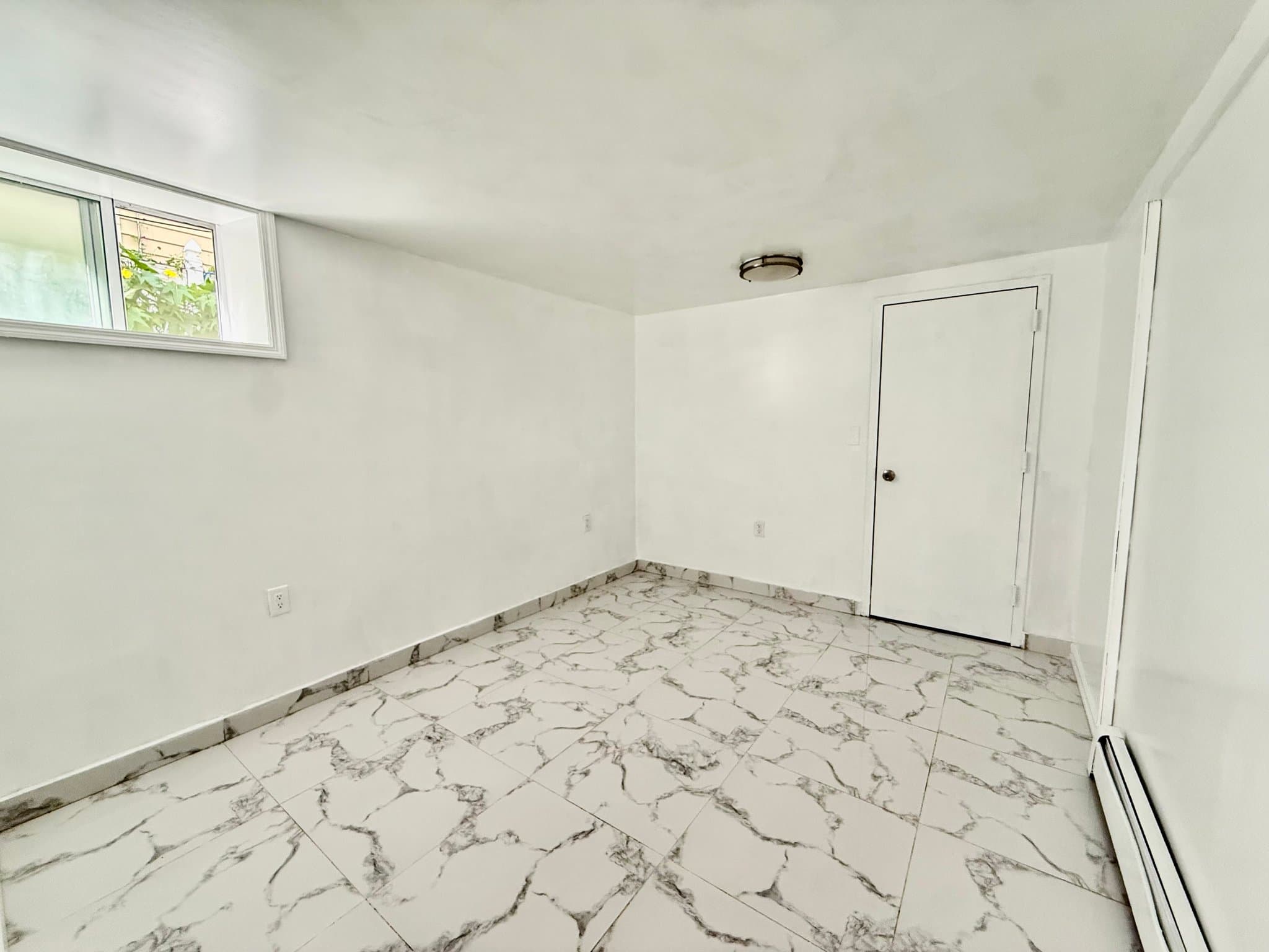 College point Townhome: 13-11 123rd Street
