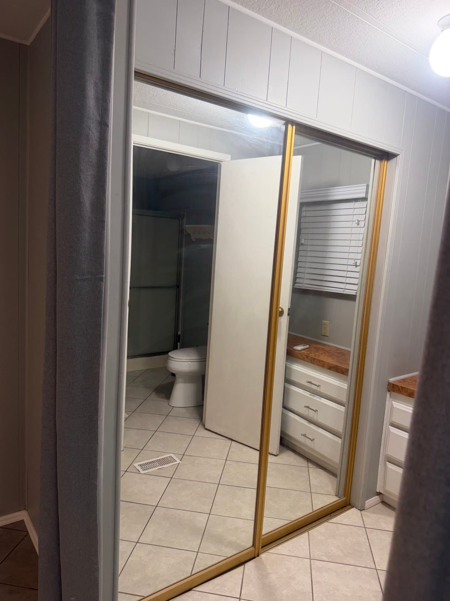 Yuma House: 24 W Rio Colorado Dr