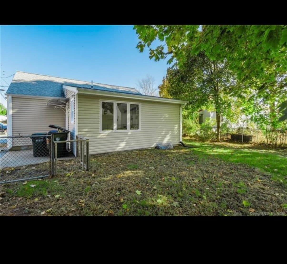 East Hartford Single Room: 25 lafayette ave