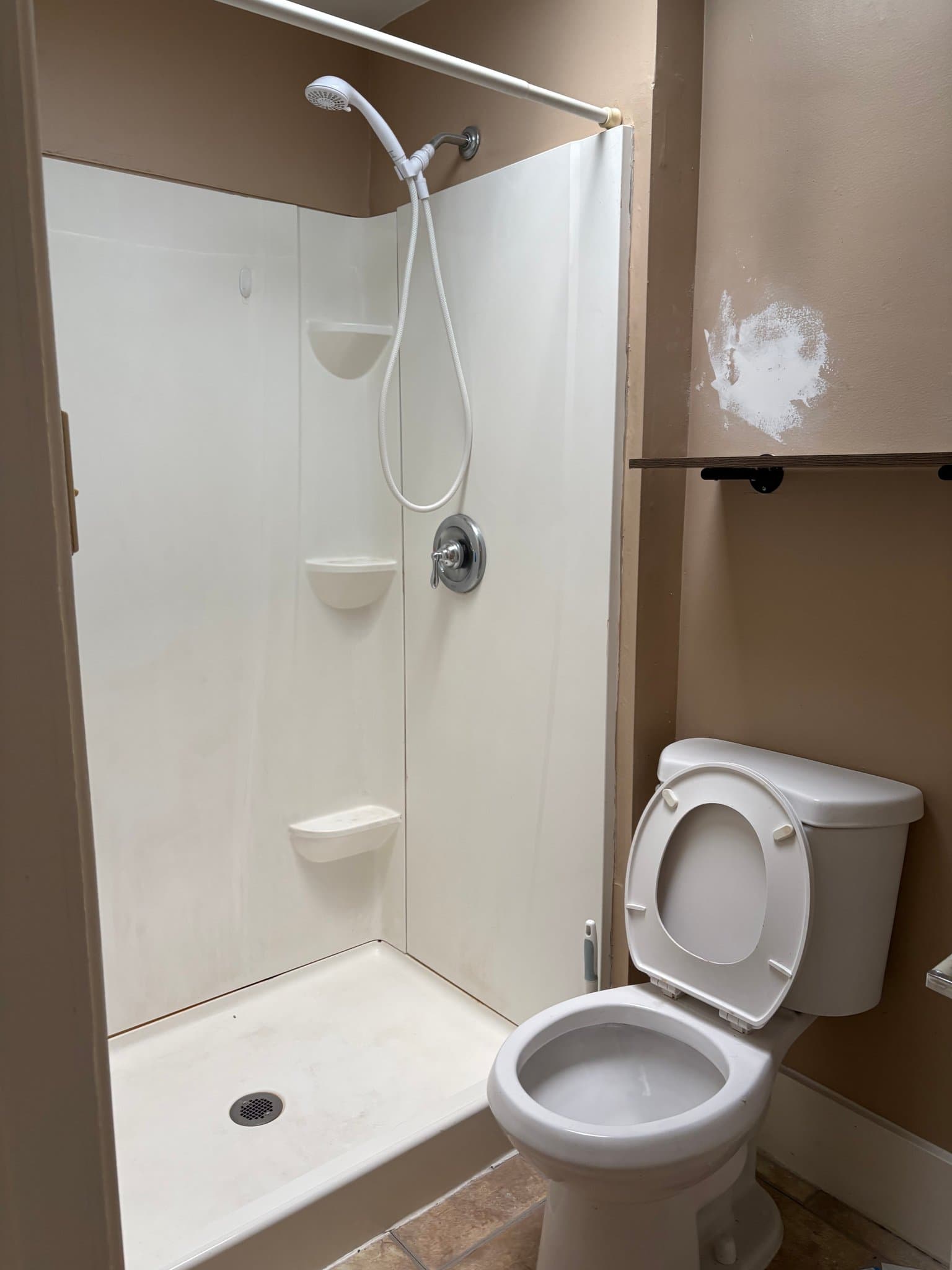 Spring city Apartment: 164 chestnut st