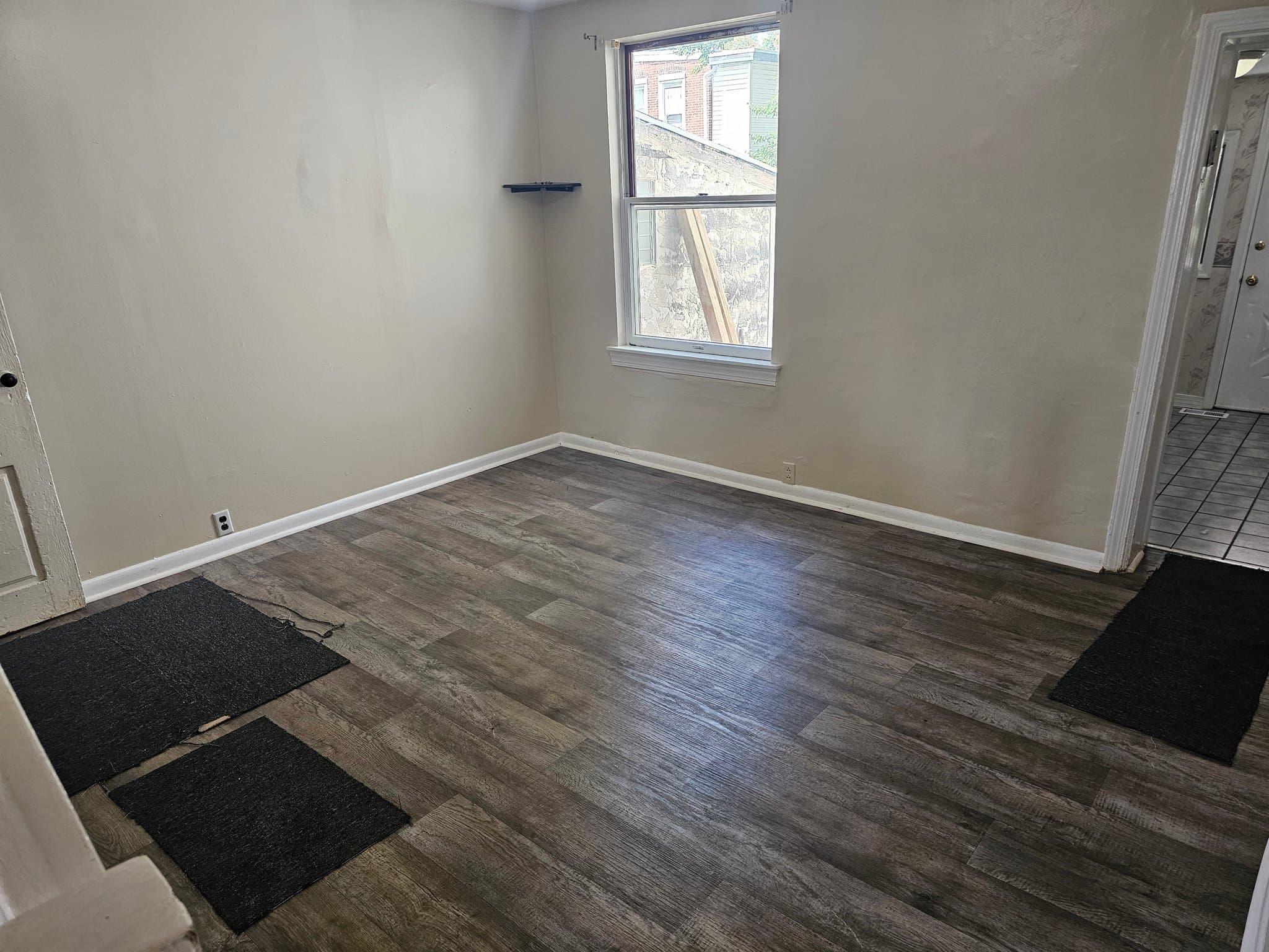 Norristown Townhome: 313 Buttonwood St