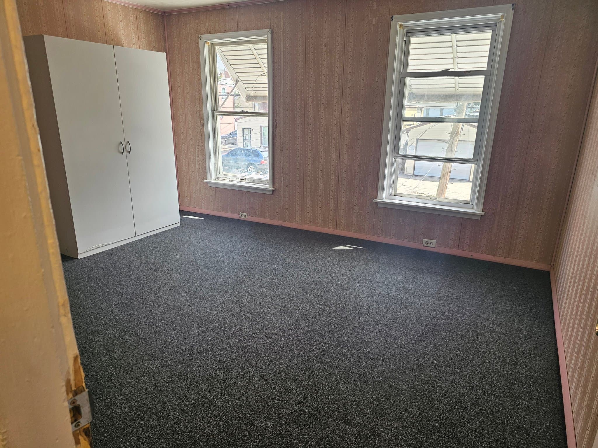 Norristown Townhome: 313 Buttonwood St