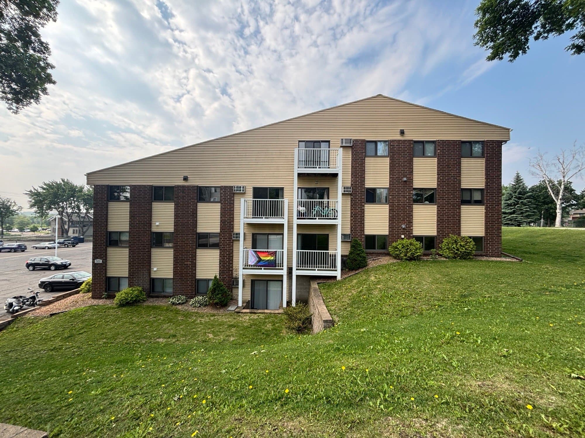 St Cloud Apartment: 500 12th St. S St Cloud MN, 56301