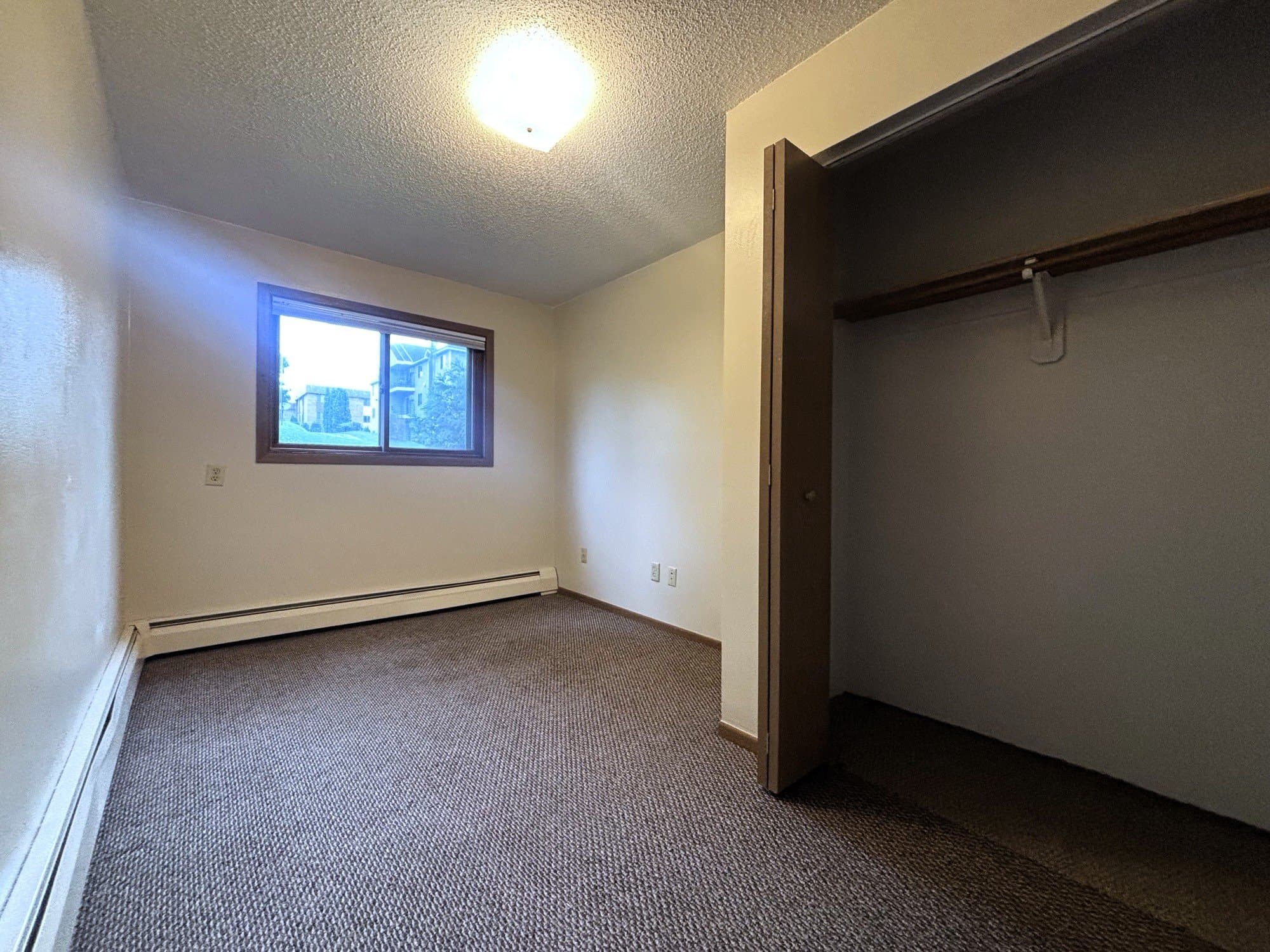 St Cloud Apartment: 500 12th St. S St Cloud MN, 56301