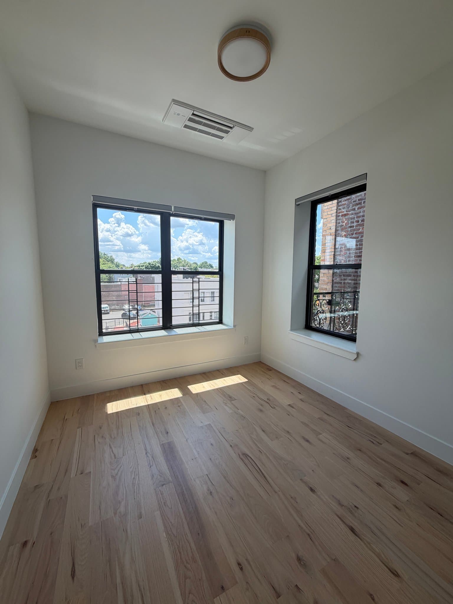 NEWARK Apartment: 501 Central Avenue