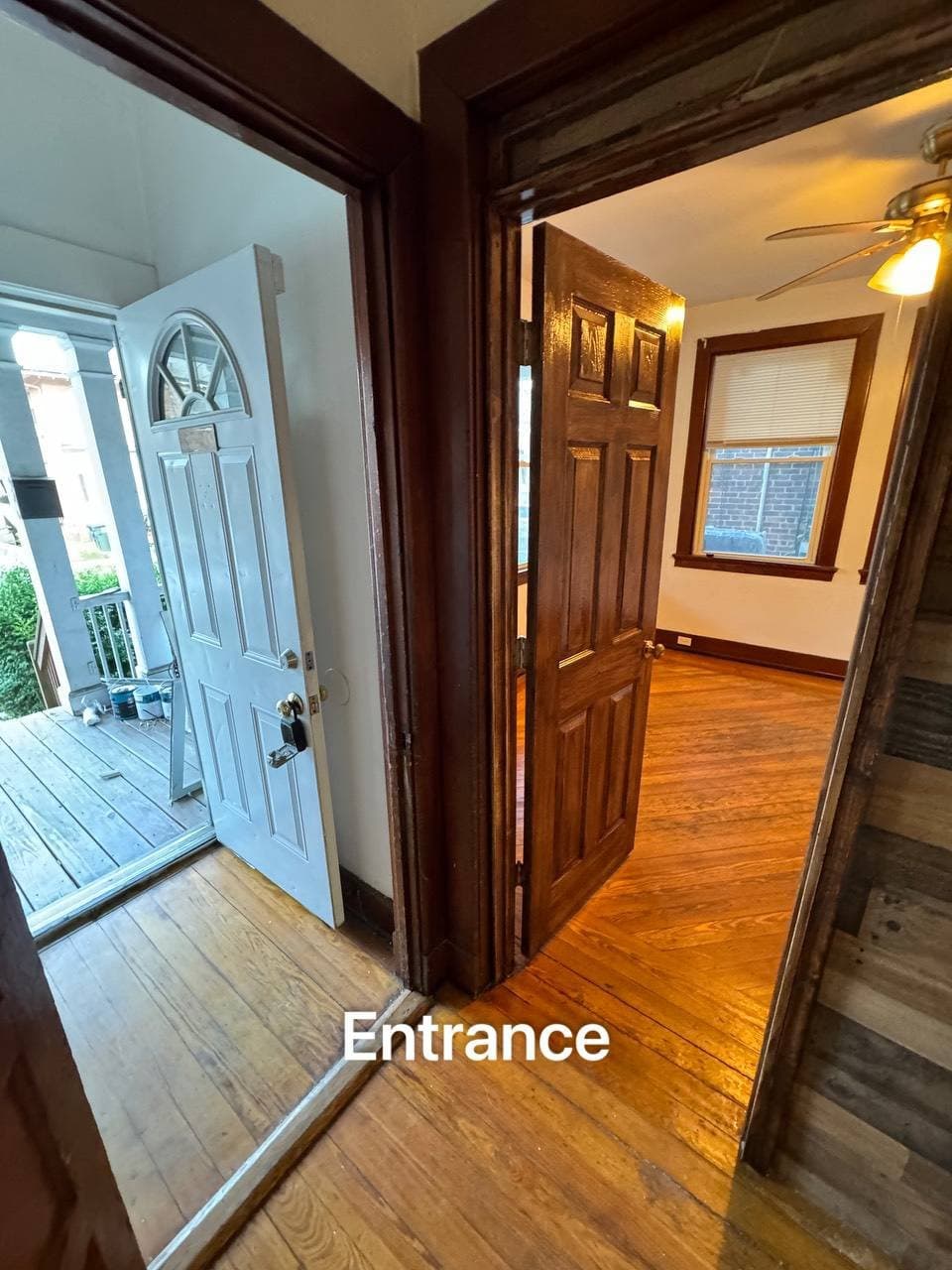 Bridgeport Townhome: 317 East Ave